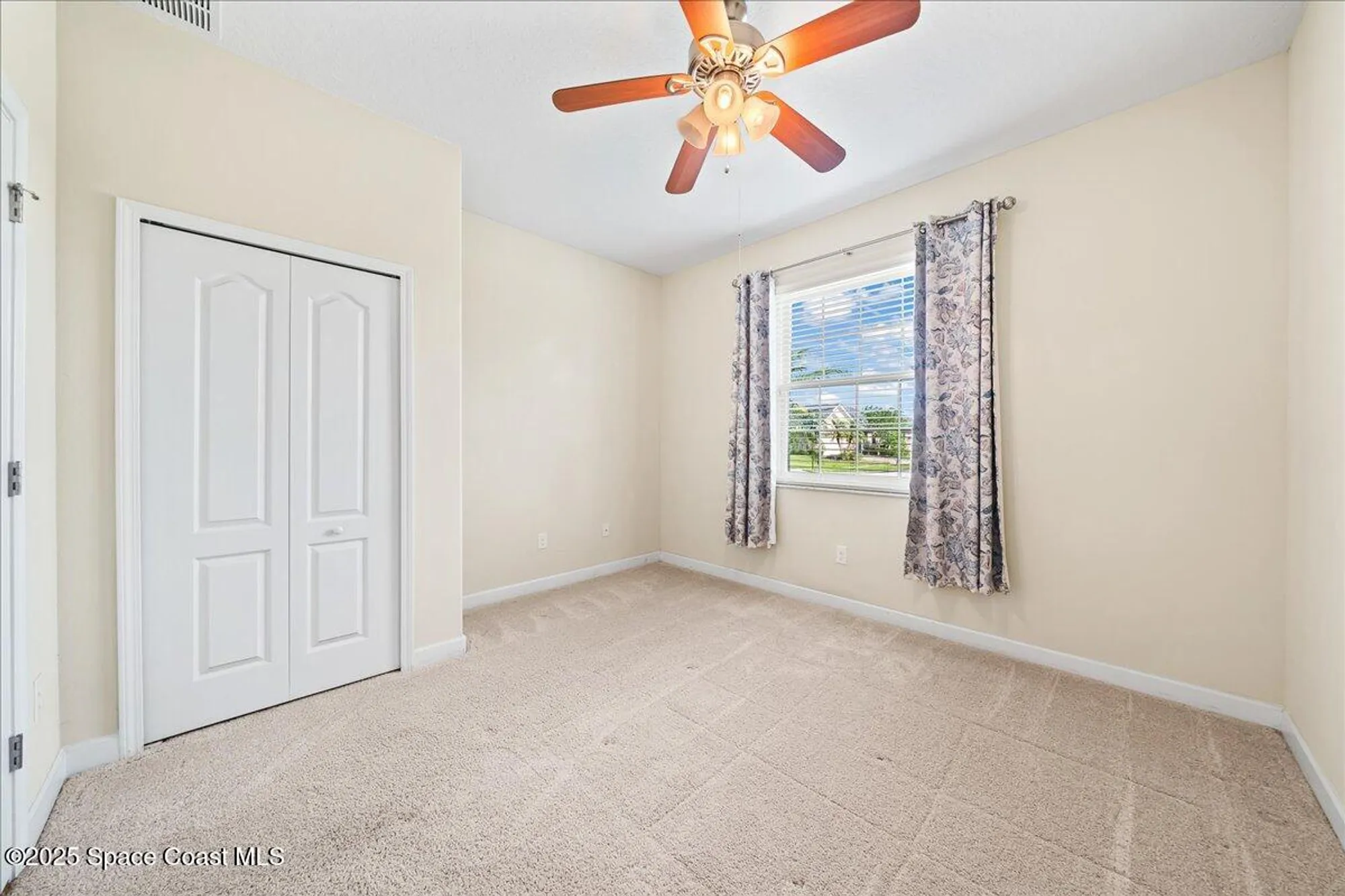 Property Slideshow image 18 of 38 | 3624 sansome cir, Melbourne, FL, 32940