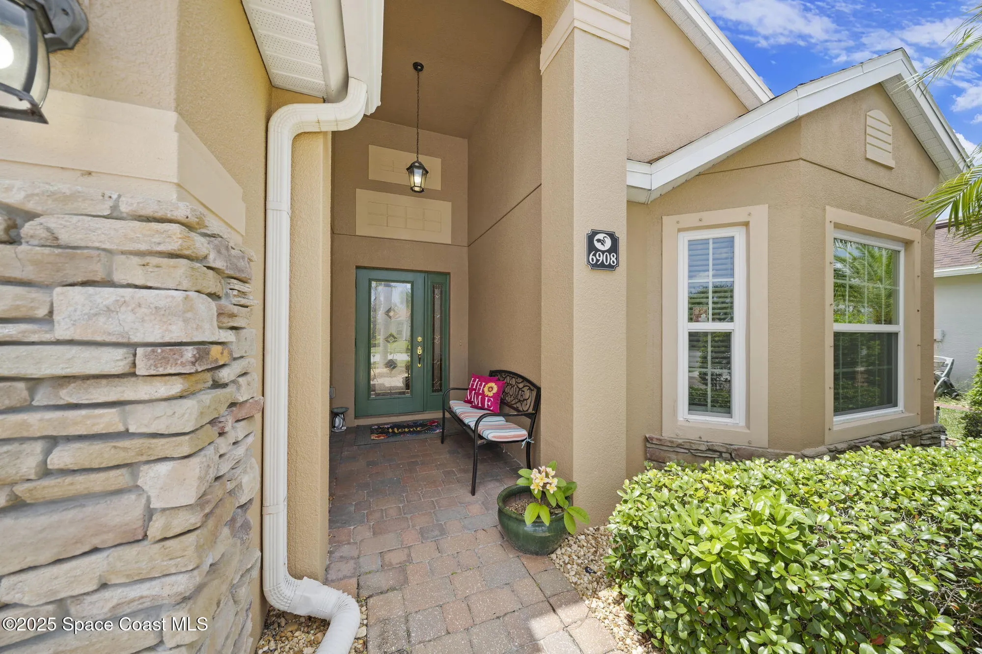 Property Slideshow image 3 of 44 | 6908 mcgrady dr, Melbourne, FL, 32940
