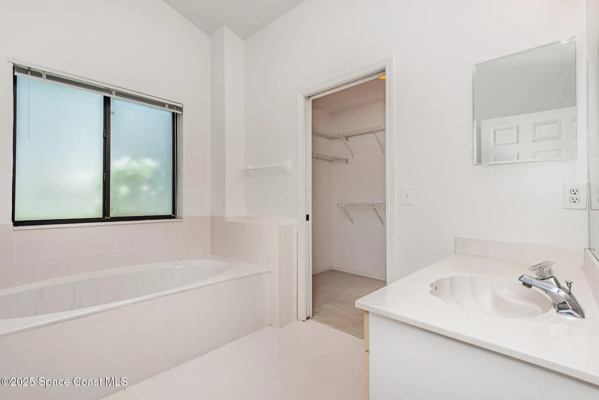 Property Slideshow image 17 of 43 | 1444 patriot dr, Melbourne, FL, 32940