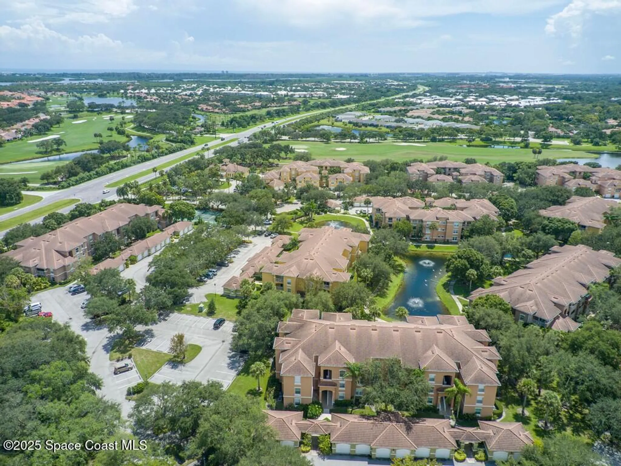Property Slideshow image 37 of 43 | 5095 fairways cir apt i102, Vero Beach, FL, 32967