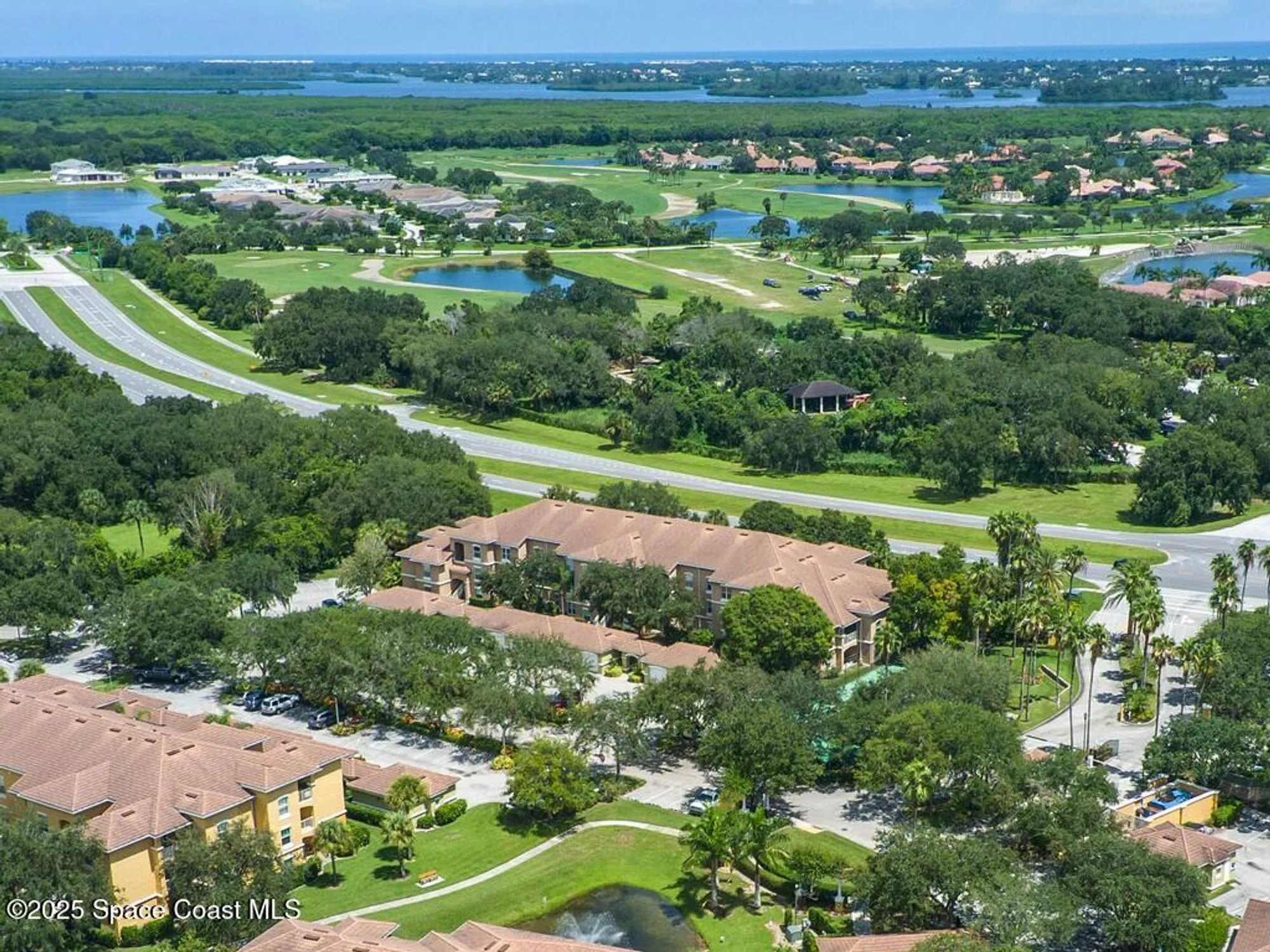 Property Slideshow image 39 of 43 | 5095 fairways cir apt i102, Vero Beach, FL, 32967