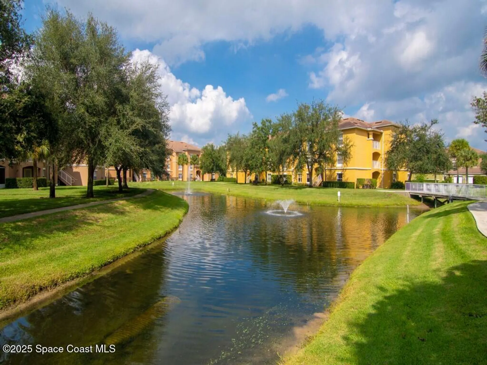 Property Slideshow image 41 of 43 | 5095 fairways cir apt i102, Vero Beach, FL, 32967