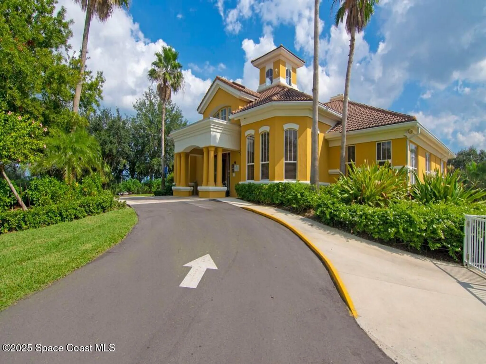 Property Slideshow image 26 of 43 | 5095 fairways cir apt i102, Vero Beach, FL, 32967