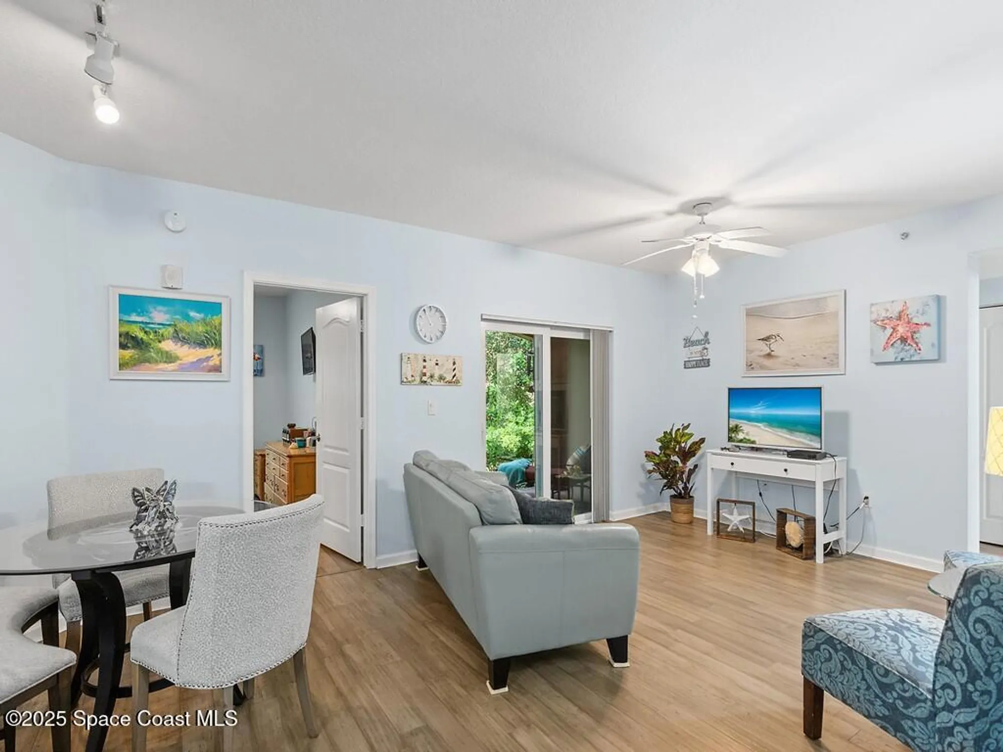 Property Slideshow image 5 of 43 | 5095 fairways cir apt i102, Vero Beach, FL, 32967