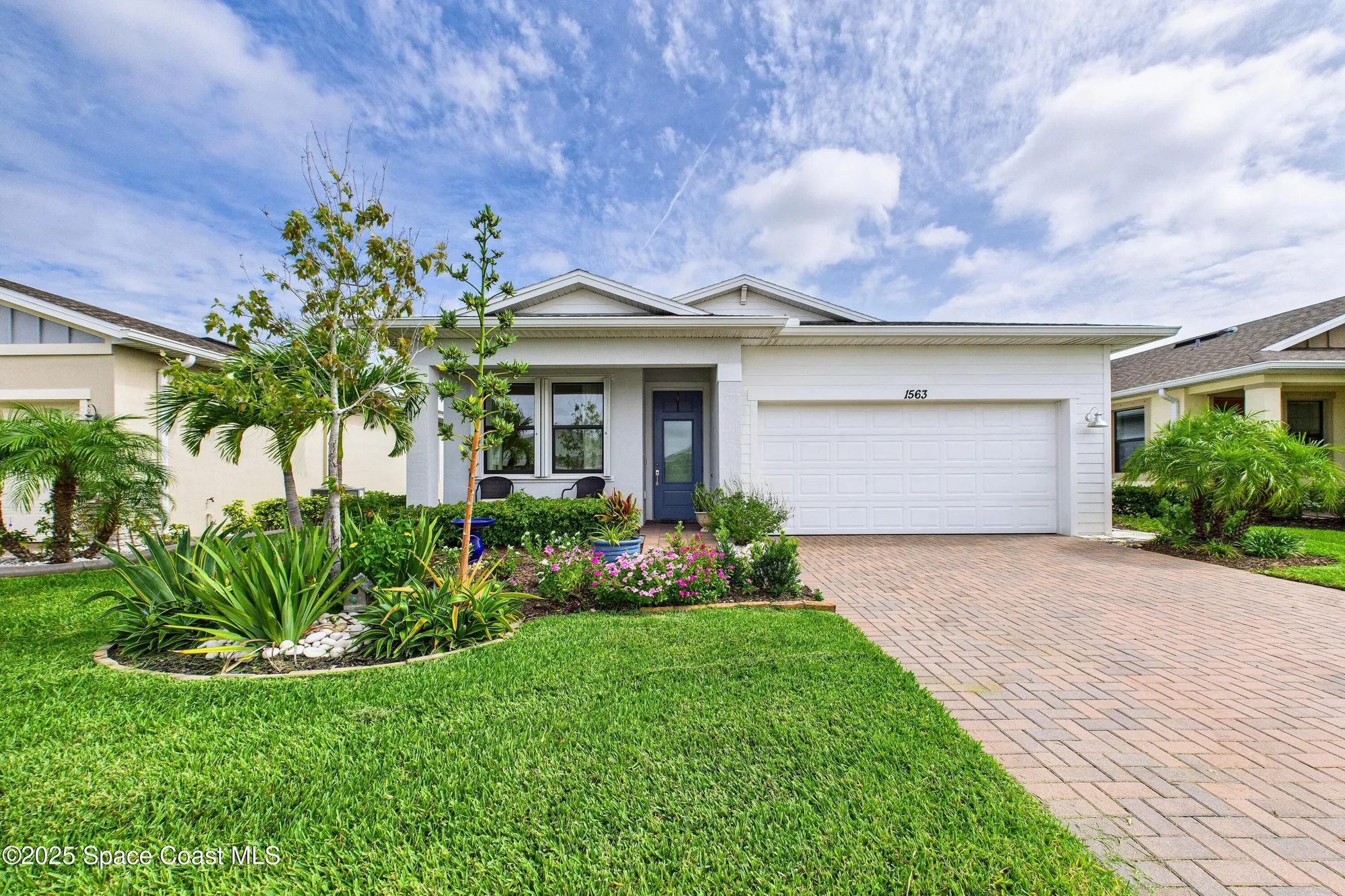 Property Slideshow image 1 of 107 | 1563 great belt cir, Melbourne, FL, 32940