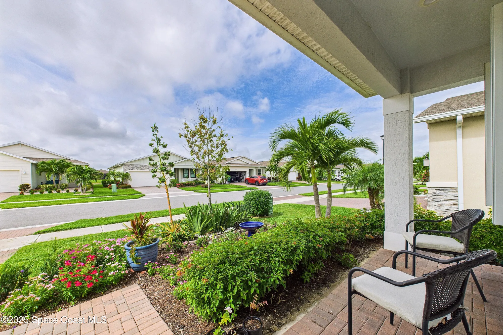 Property Slideshow image 5 of 107 | 1563 great belt cir, Melbourne, FL, 32940