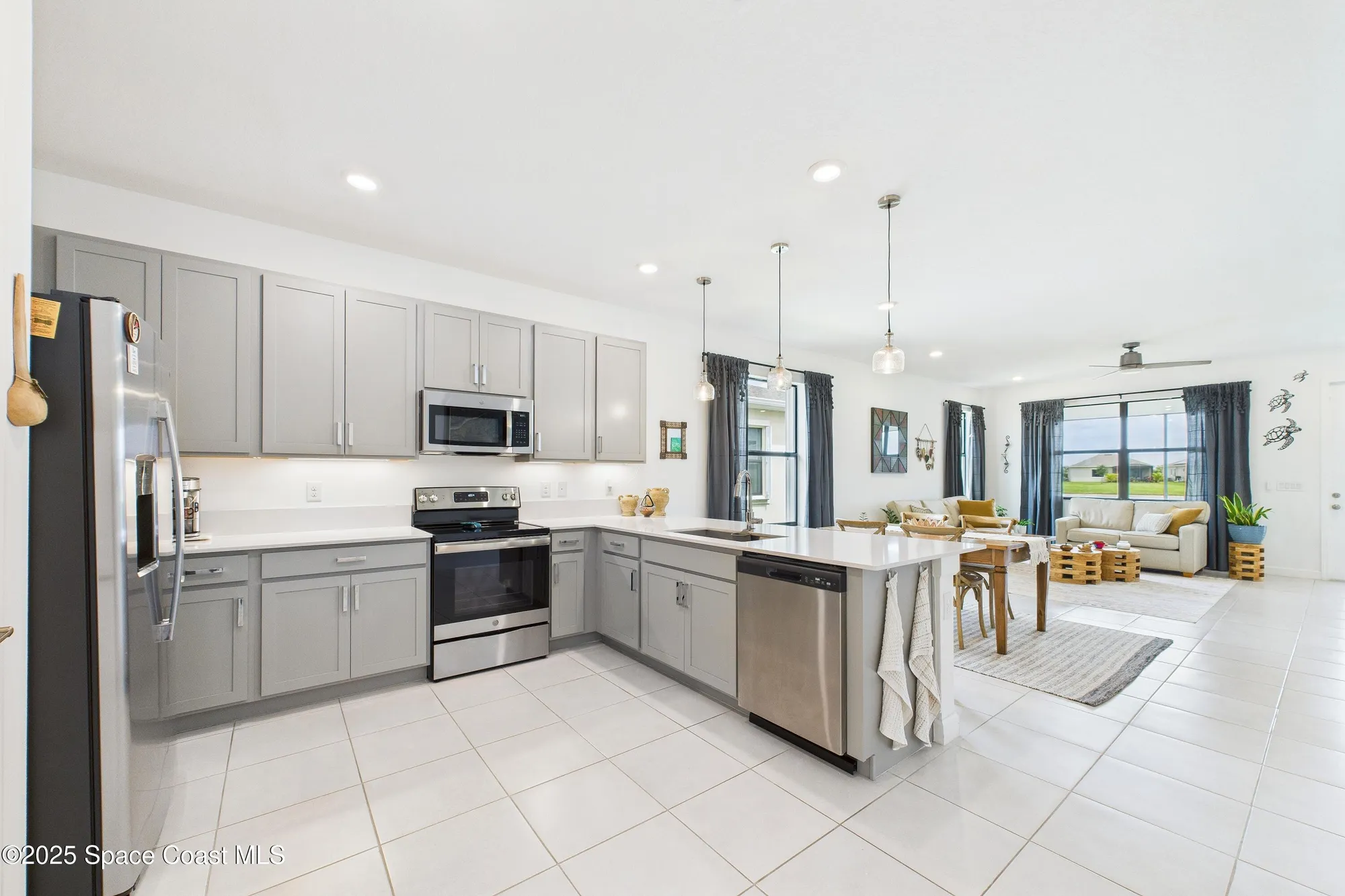 Property Slideshow image 9 of 107 | 1563 great belt cir, Melbourne, FL, 32940