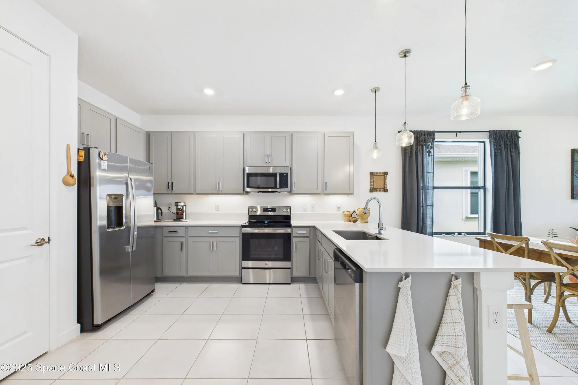 Property Slideshow image 11 of 107 | 1563 great belt cir, Melbourne, FL, 32940