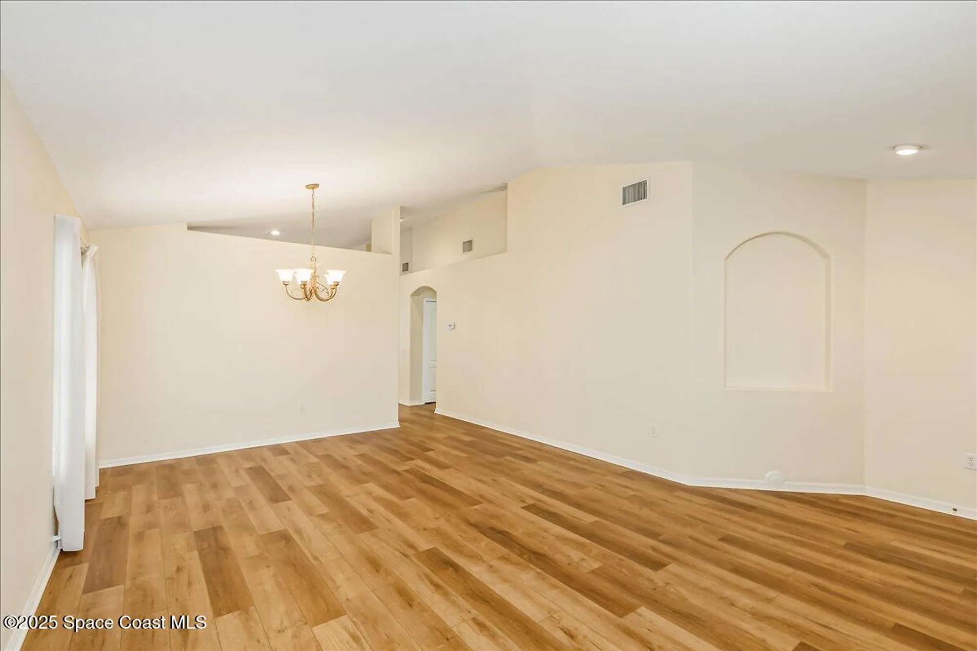 Property Slideshow image 8 of 50 | 1634 timacuan dr, Melbourne, FL, 32940