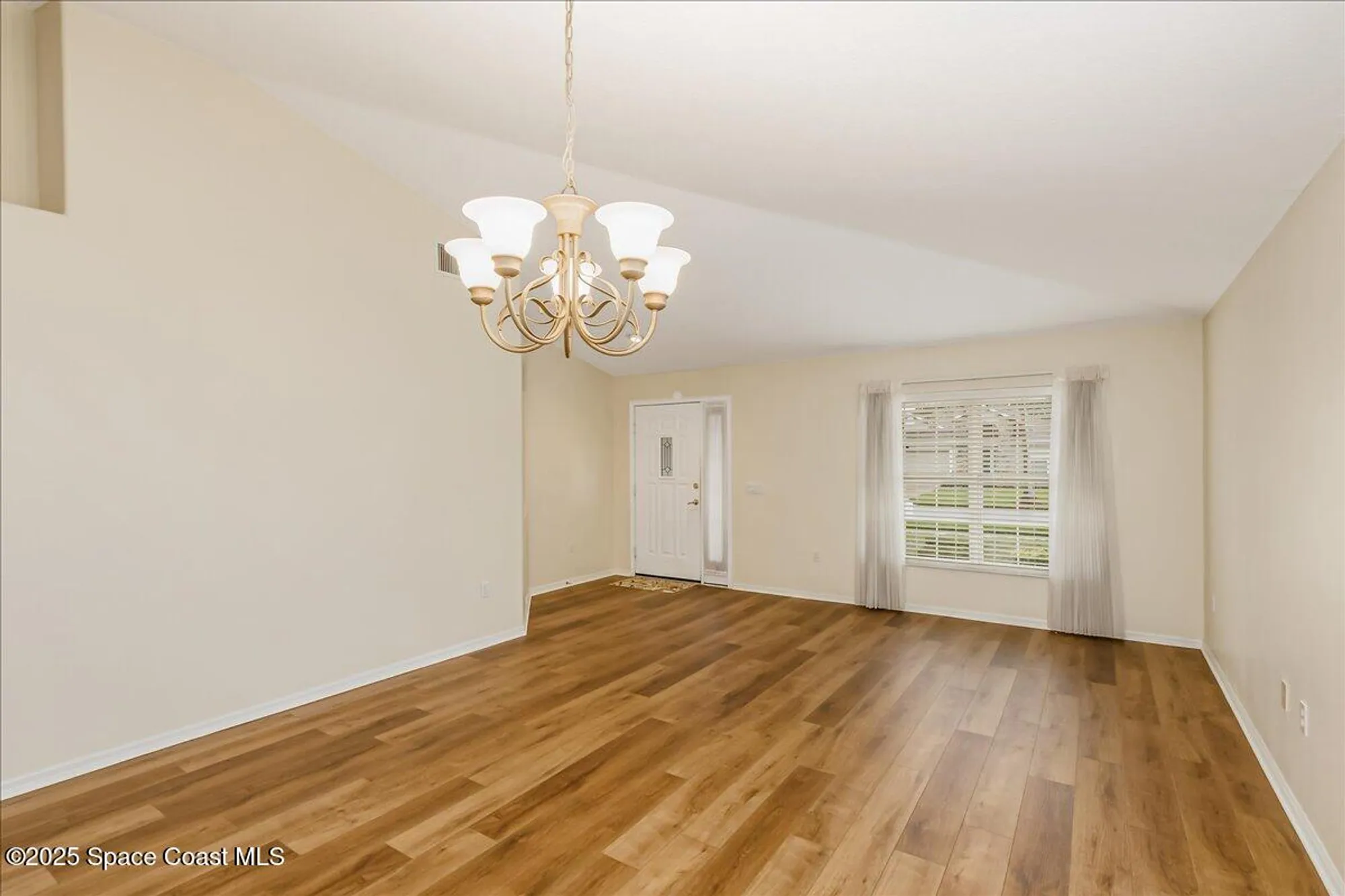 Property Slideshow image 6 of 50 | 1634 timacuan dr, Melbourne, FL, 32940