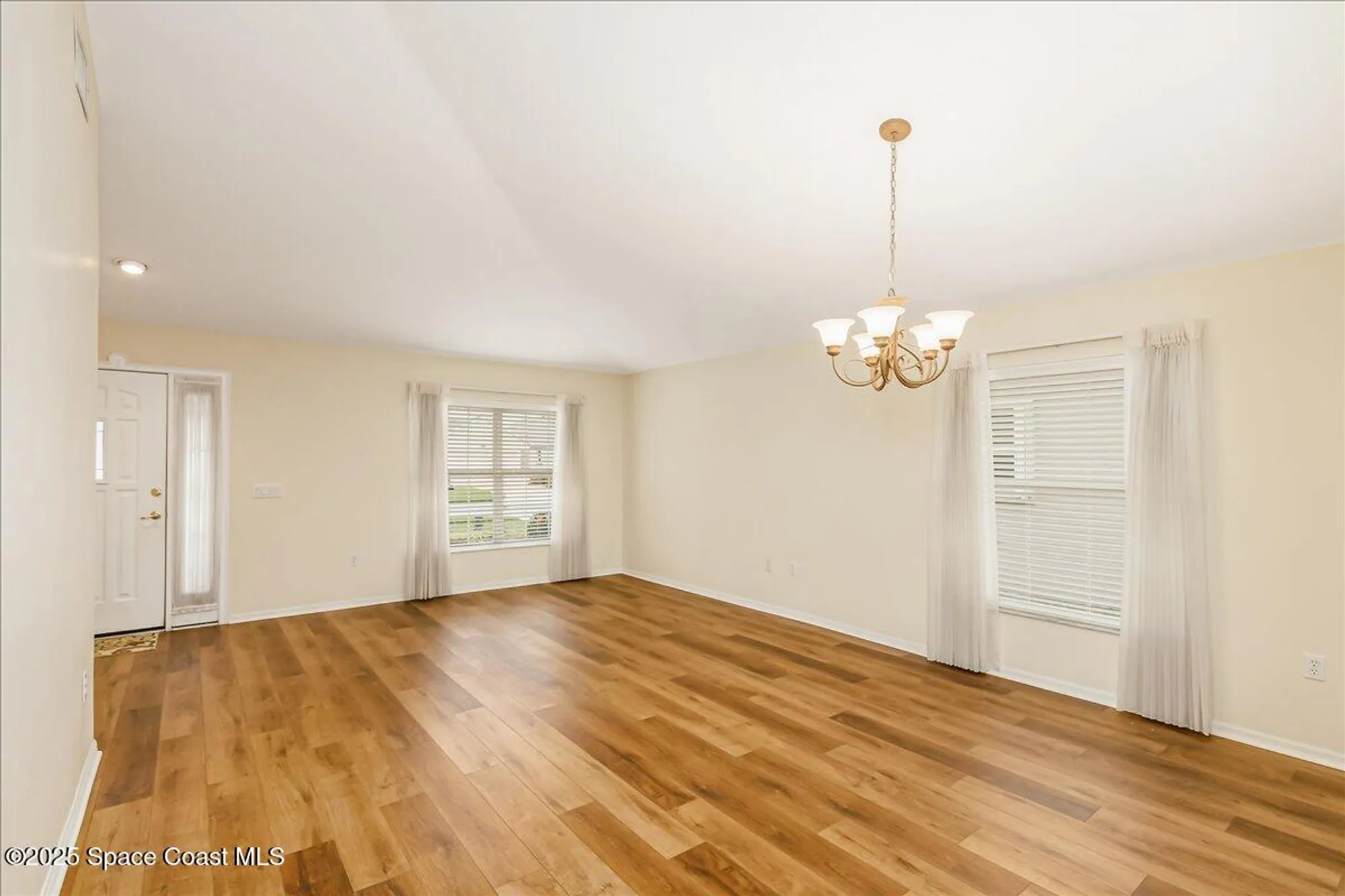 Property Slideshow image 9 of 50 | 1634 timacuan dr, Melbourne, FL, 32940