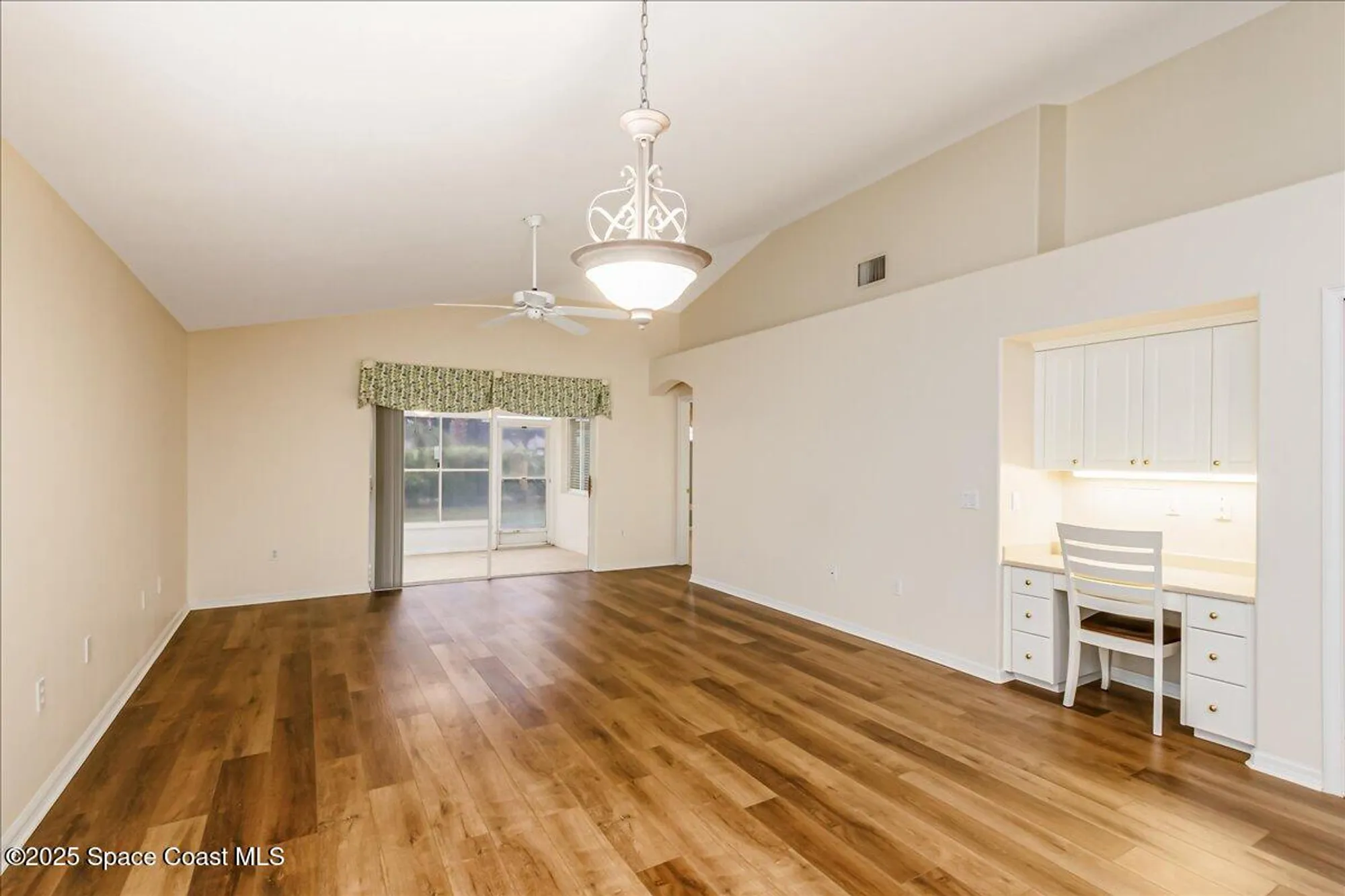 Property Slideshow image 14 of 50 | 1634 timacuan dr, Melbourne, FL, 32940