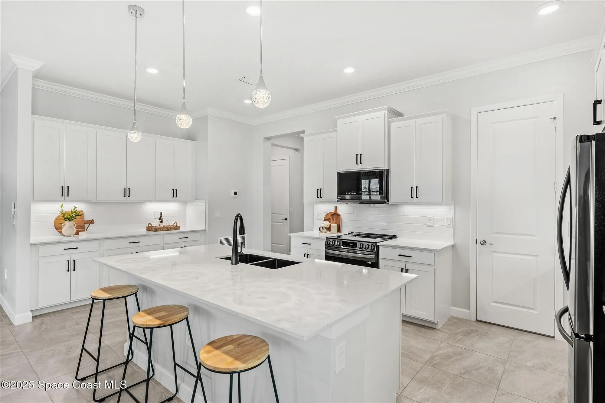 Property Slideshow image 13 of 82 | 8854 alister dr, Melbourne, FL, 32940