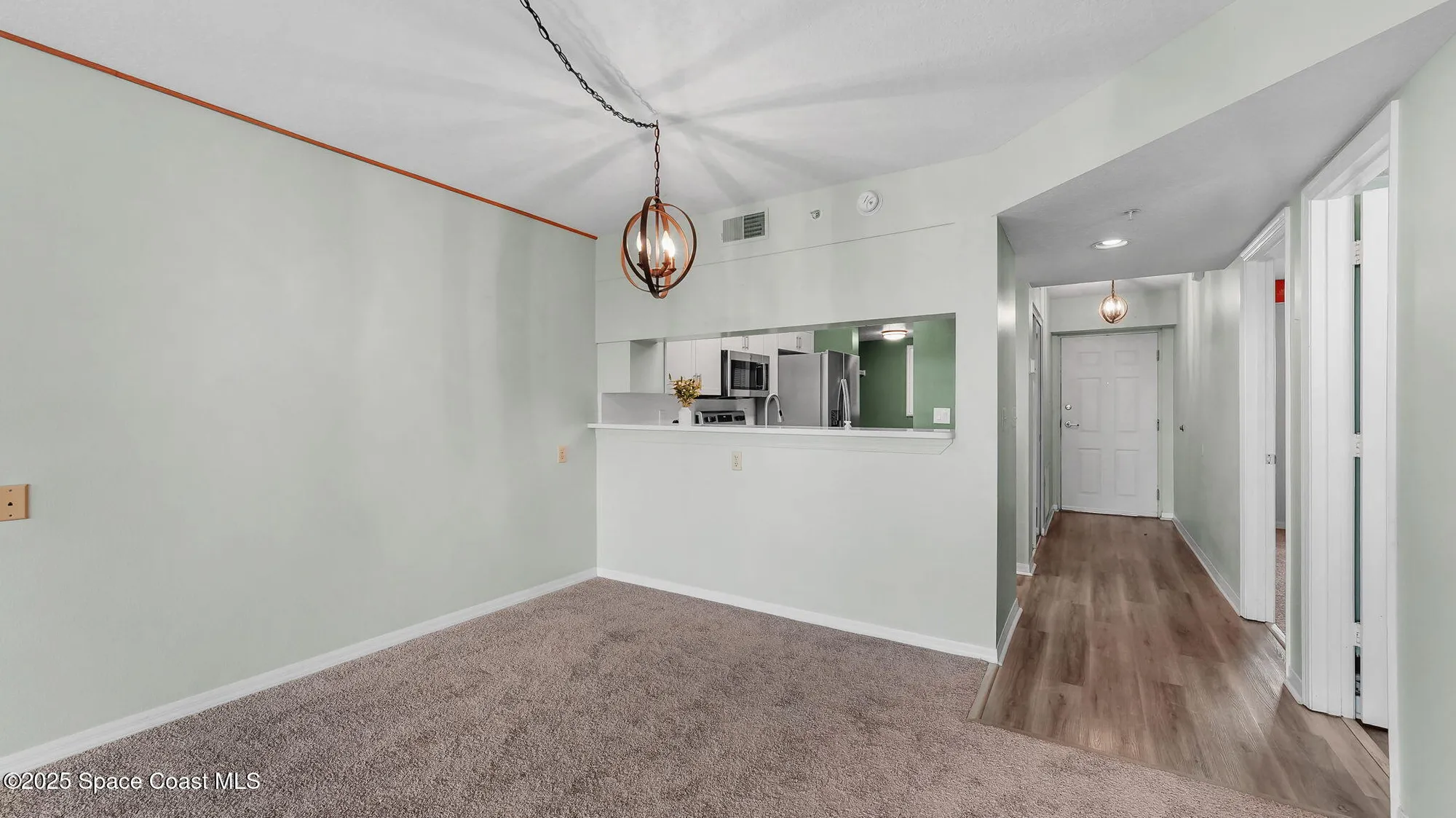 Property Slideshow image 13 of 43 | 1420 huntington ln 2405, Rockledge, FL, 32955