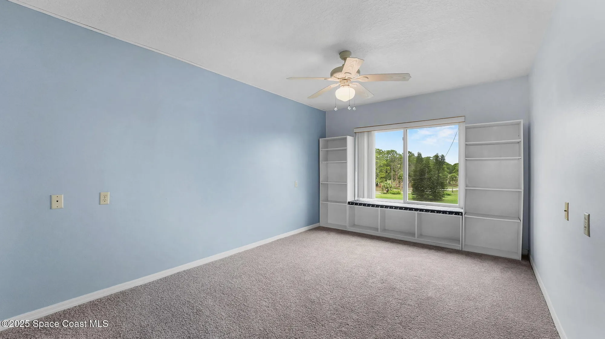 Property Slideshow image 21 of 43 | 1420 huntington ln 2405, Rockledge, FL, 32955