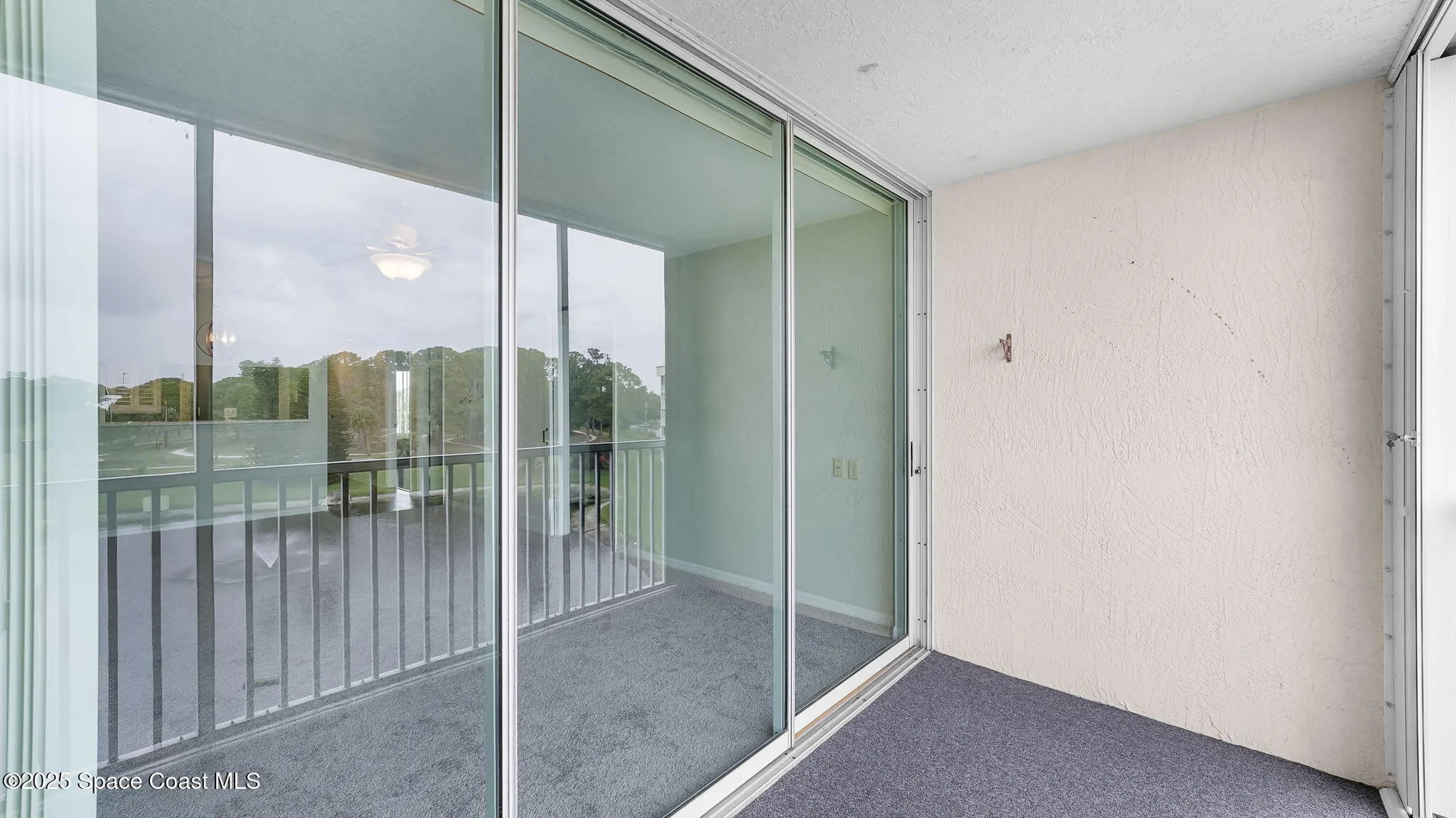 Property Slideshow image 28 of 43 | 1420 huntington ln 2405, Rockledge, FL, 32955