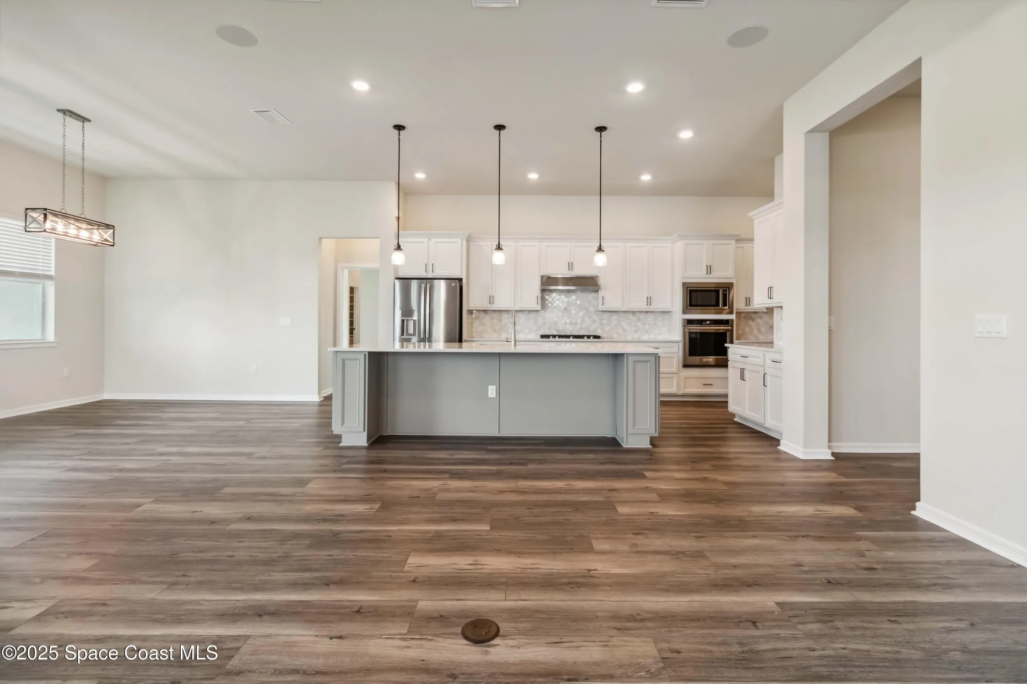 Property Slideshow image 10 of 68 | 8969 shoreline ave, Melbourne, FL, 32940