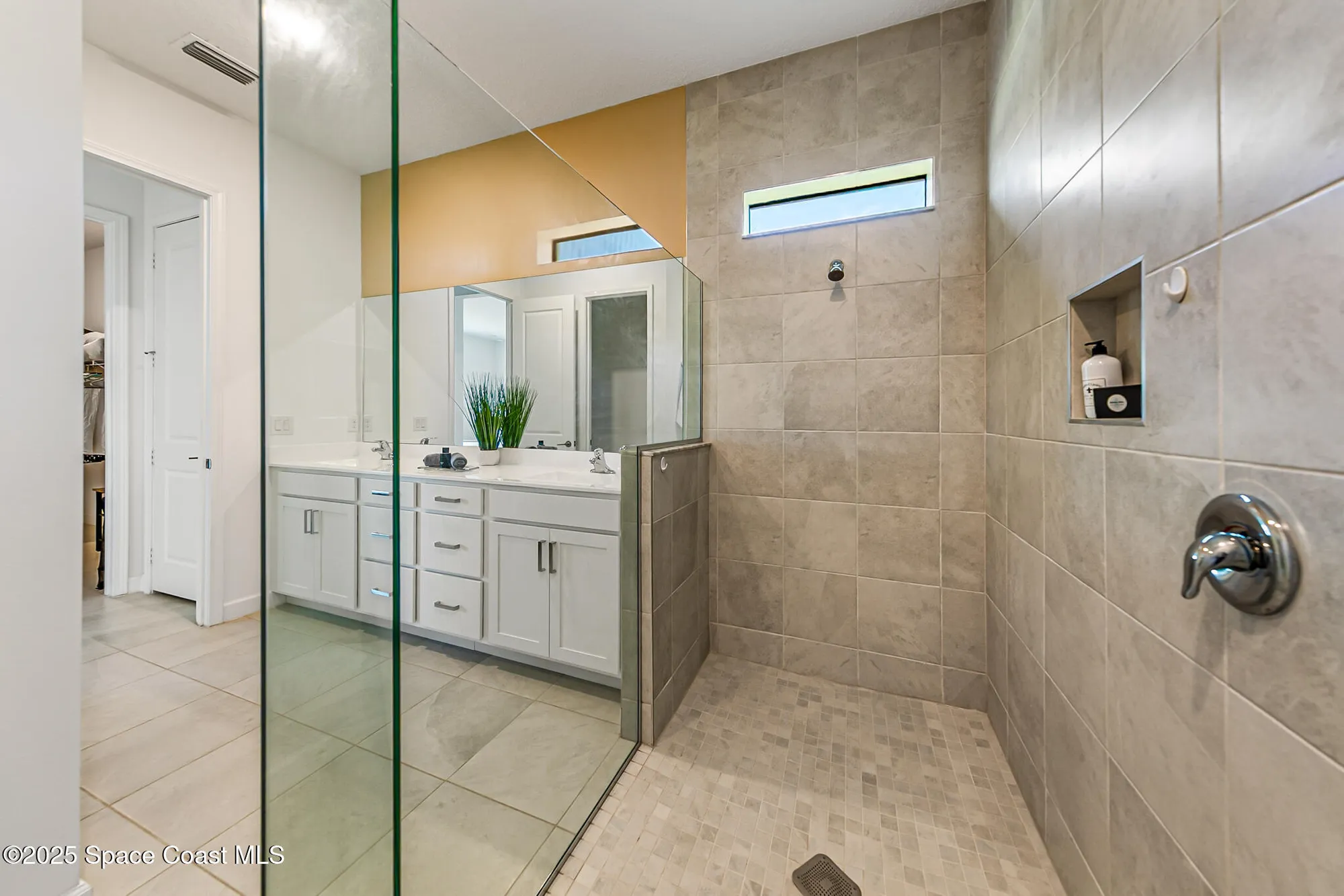 Property Slideshow image 33 of 75 | 8474 alister dr, Melbourne, FL, 32940