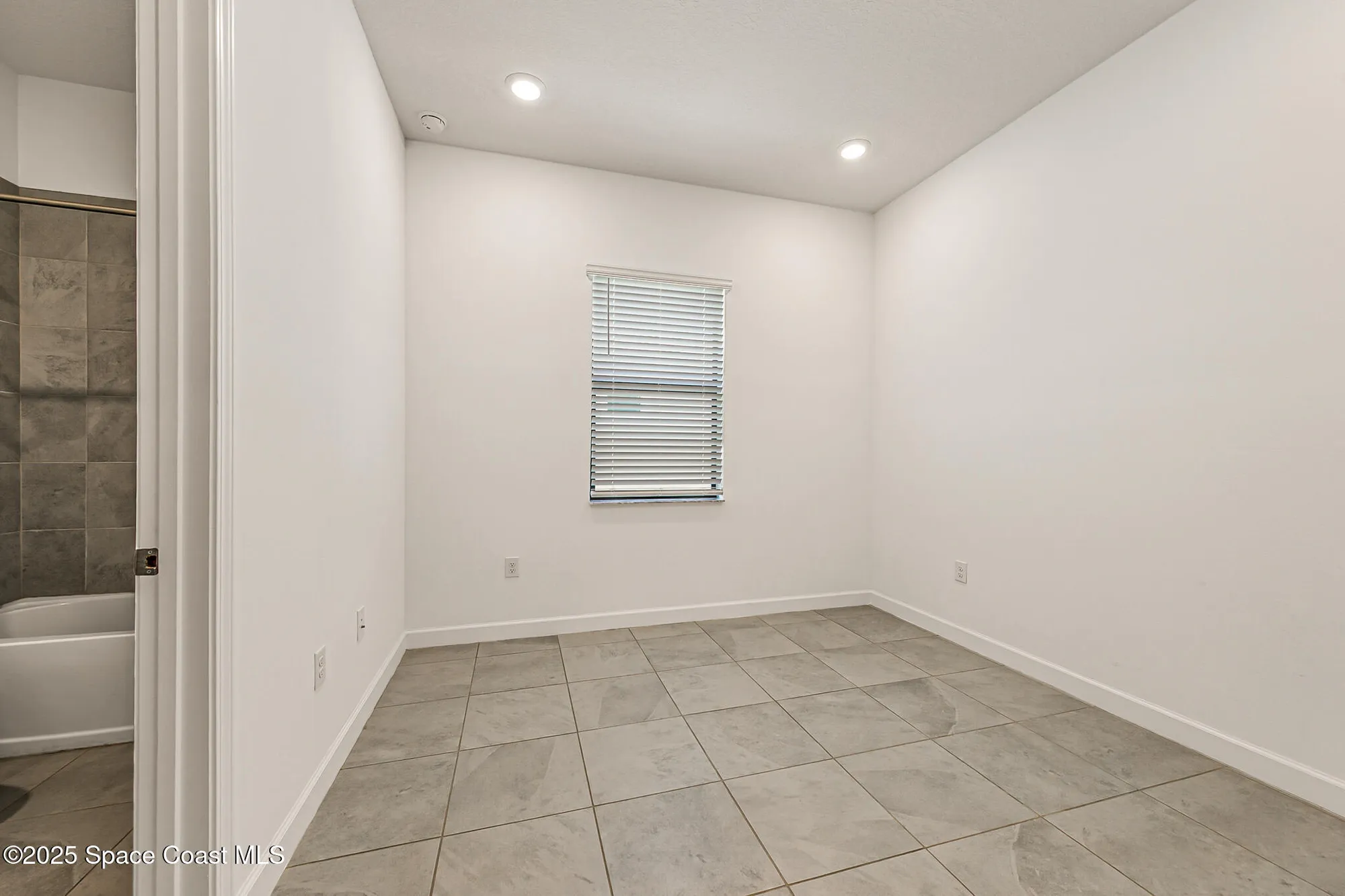 Property Slideshow image 40 of 75 | 8474 alister dr, Melbourne, FL, 32940