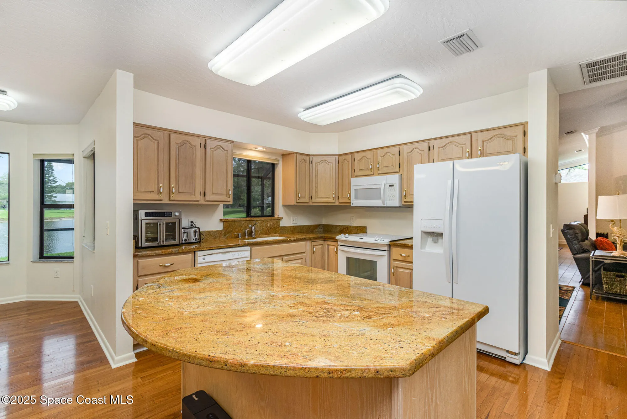 Property Slideshow image 10 of 37 | 1340 democracy ave, Melbourne, FL, 32940