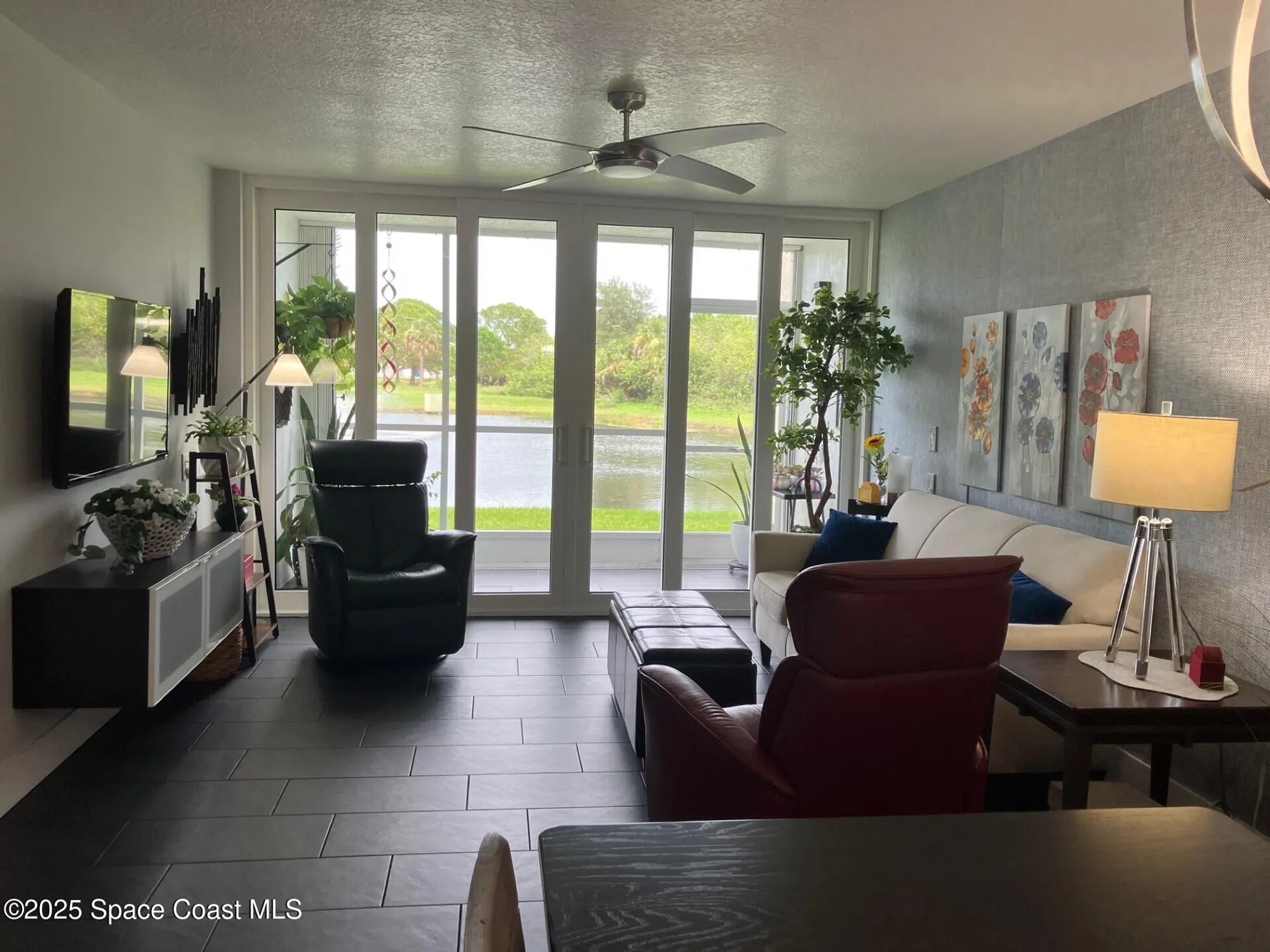 Property Slideshow image 17 of 24 | 1420 huntington ln 2105, Rockledge, FL, 32955