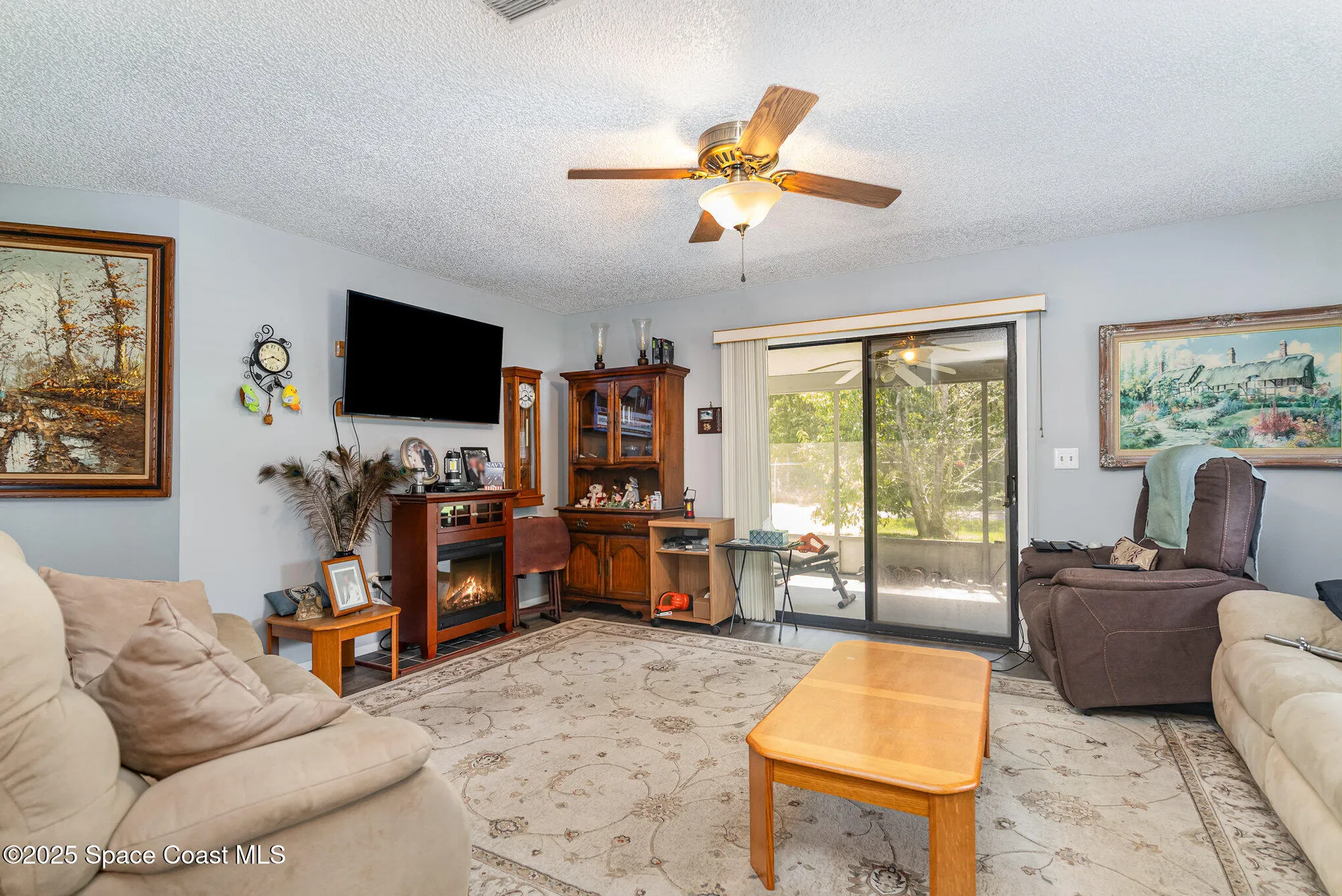 Property Slideshow image 4 of 25 | 9980 sw 101st ln, Ocala, FL, 34481