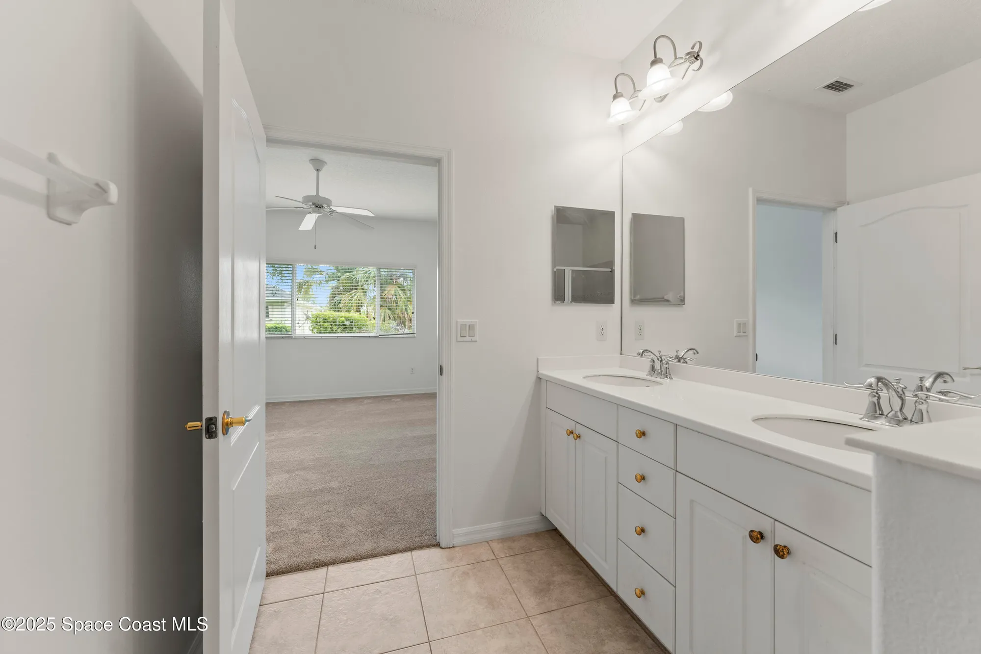 Property Slideshow image 13 of 37 | 2975 savoy dr, Melbourne, FL, 32940