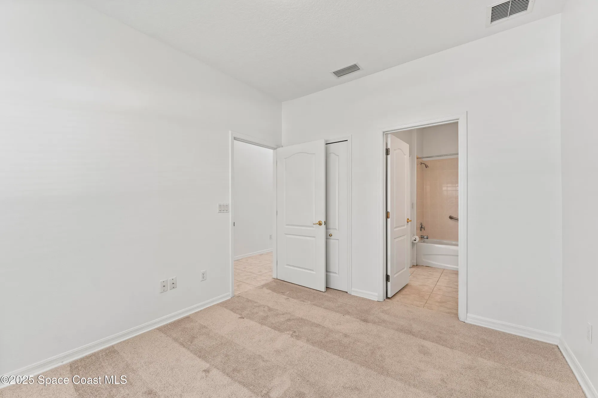 Property Slideshow image 27 of 37 | 2975 savoy dr, Melbourne, FL, 32940