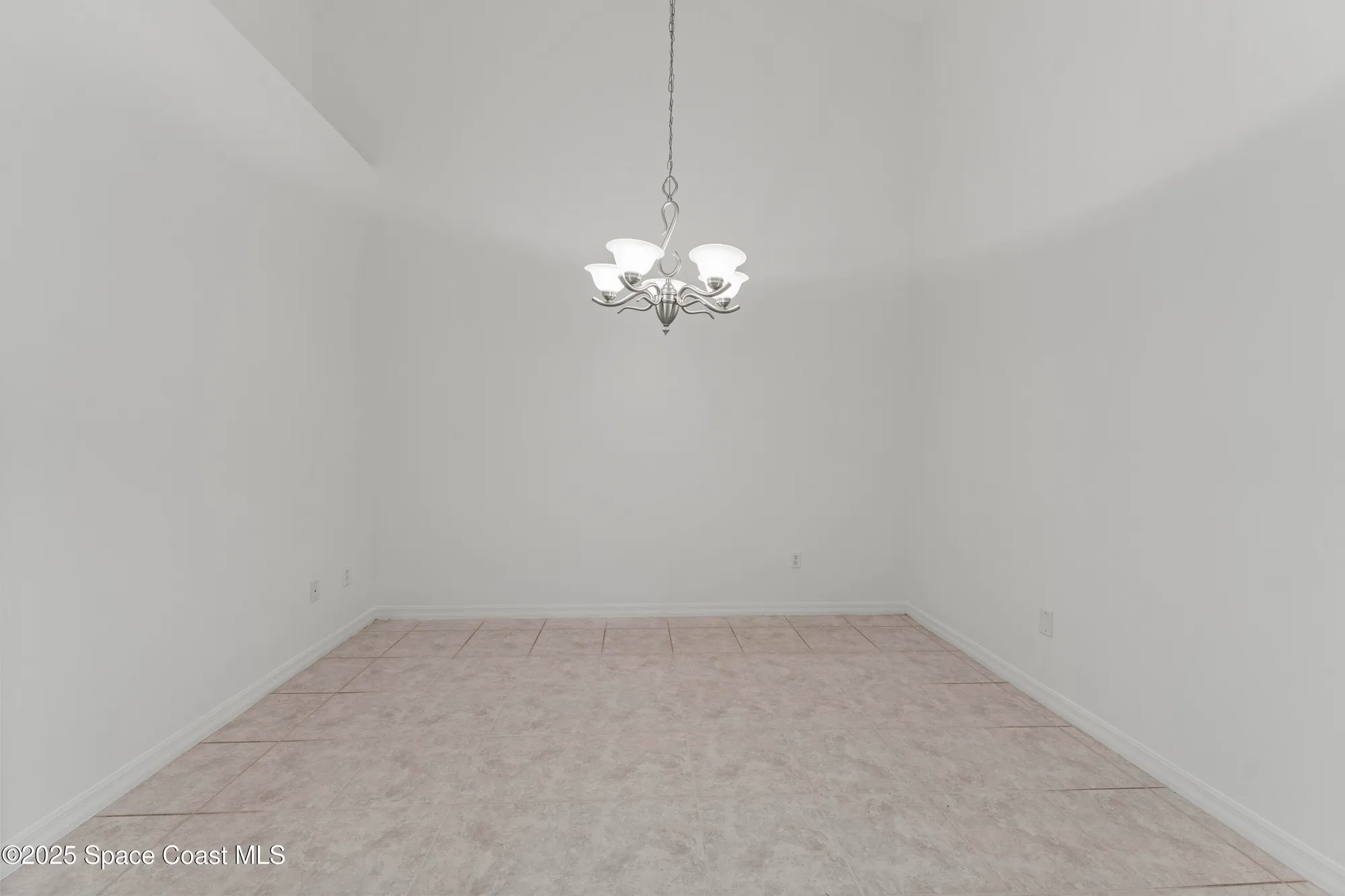 Property Slideshow image 15 of 37 | 2975 savoy dr, Melbourne, FL, 32940