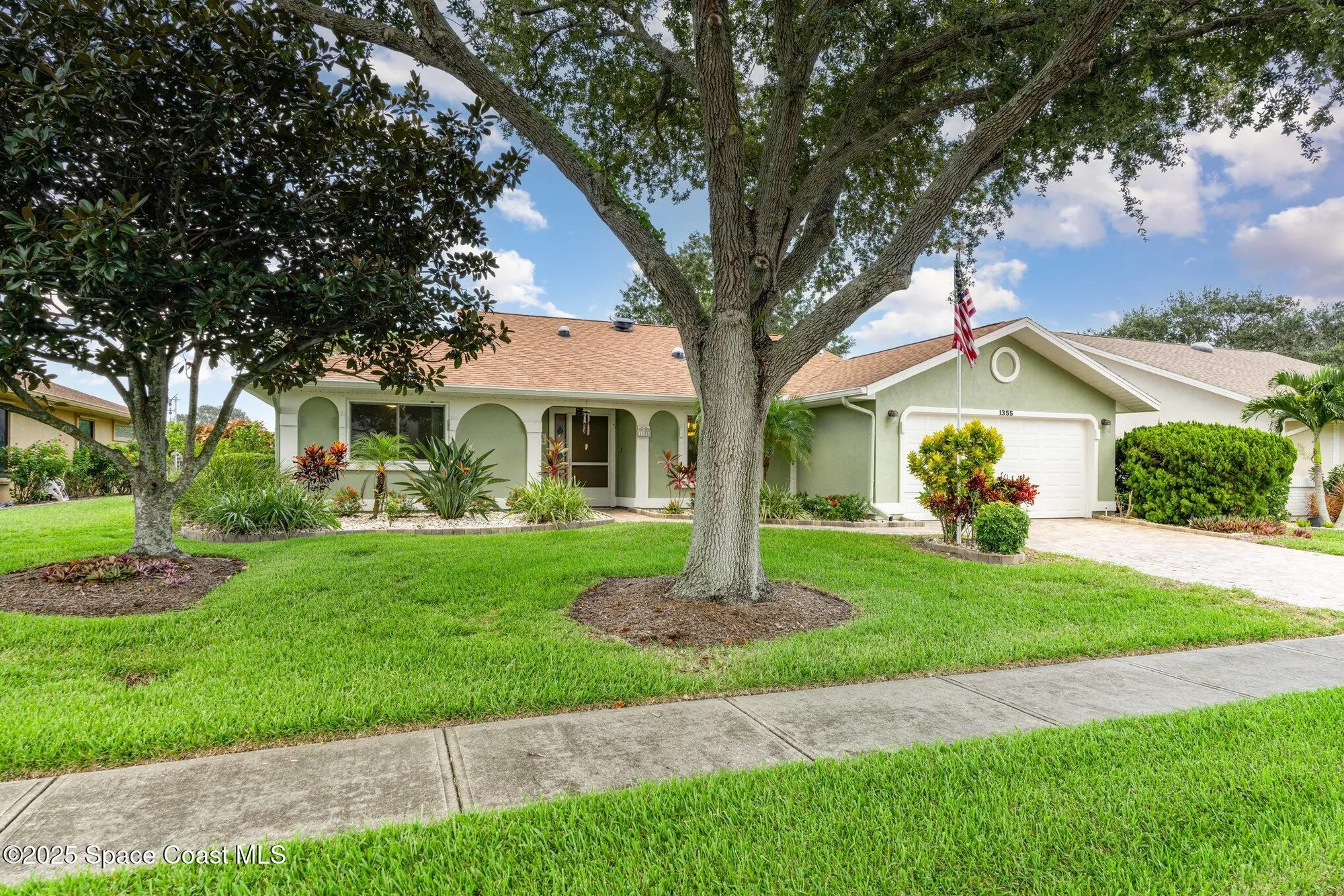 Property Slideshow image 1 of 40 | 1355 mayflower ave, Melbourne, FL, 32940