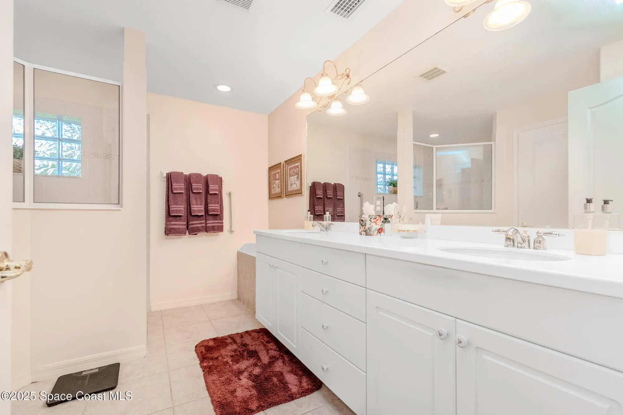 Property Slideshow image 13 of 39 | 6939 mcgrady dr, Melbourne, FL, 32940