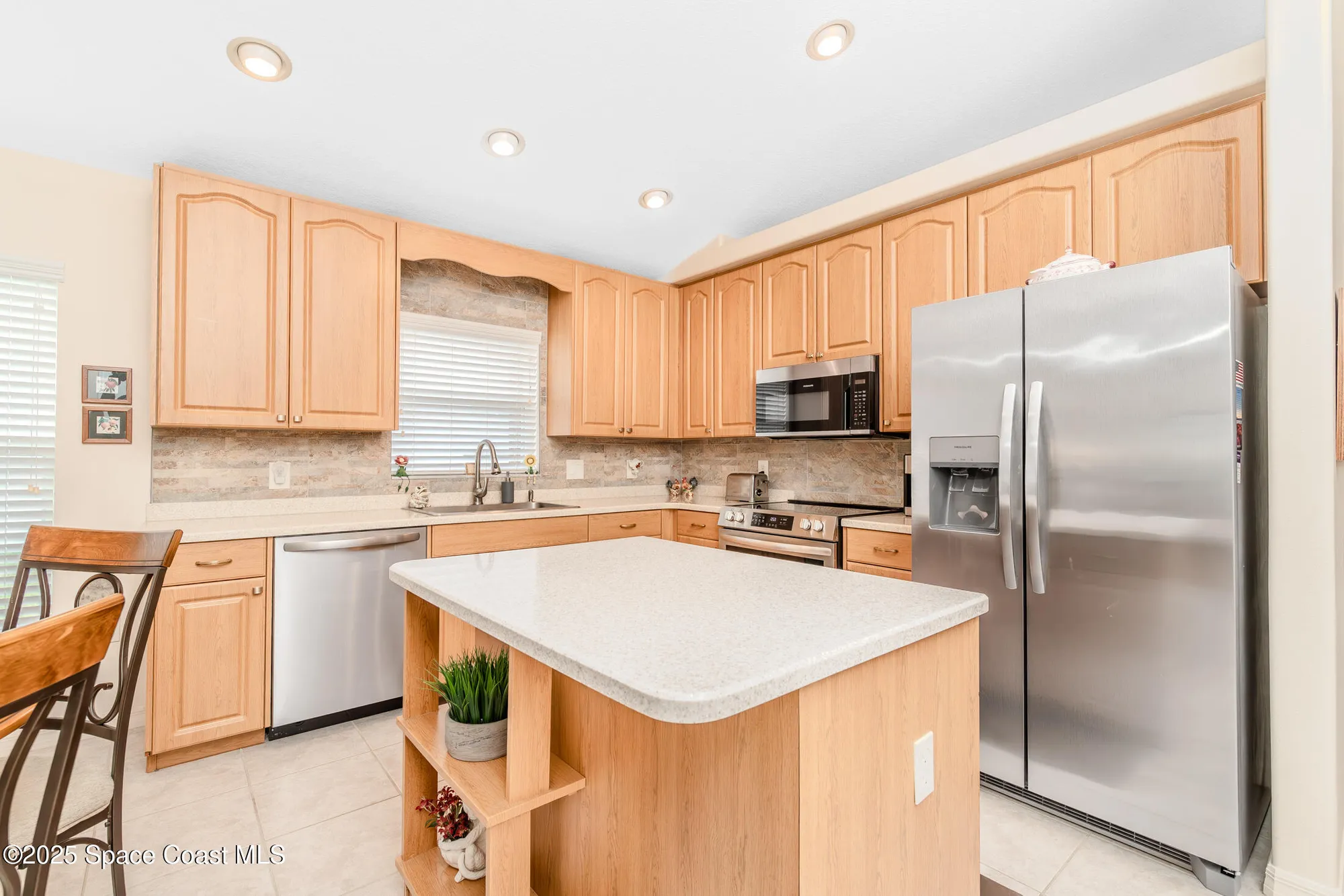 Property Slideshow image 7 of 39 | 6939 mcgrady dr, Melbourne, FL, 32940