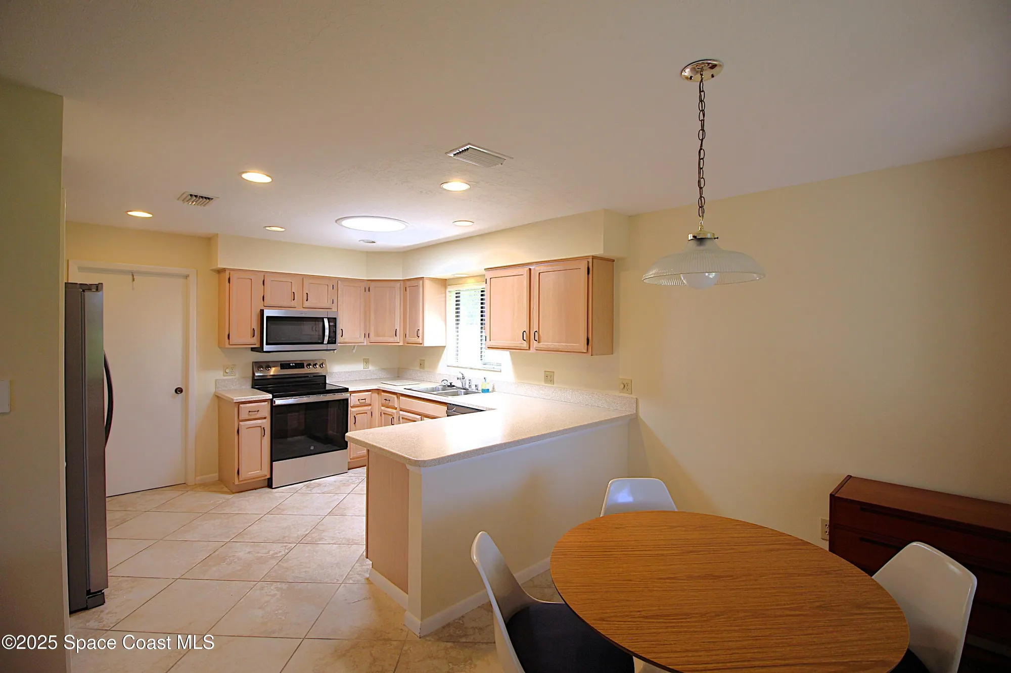 Property Slideshow image 9 of 55 | 1360 democracy ave, Melbourne, FL, 32940