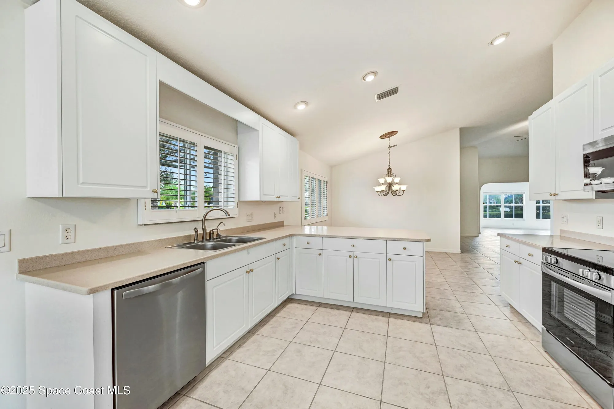 Property Slideshow image 27 of 85 | 7105 mendell way, Melbourne, FL, 32940