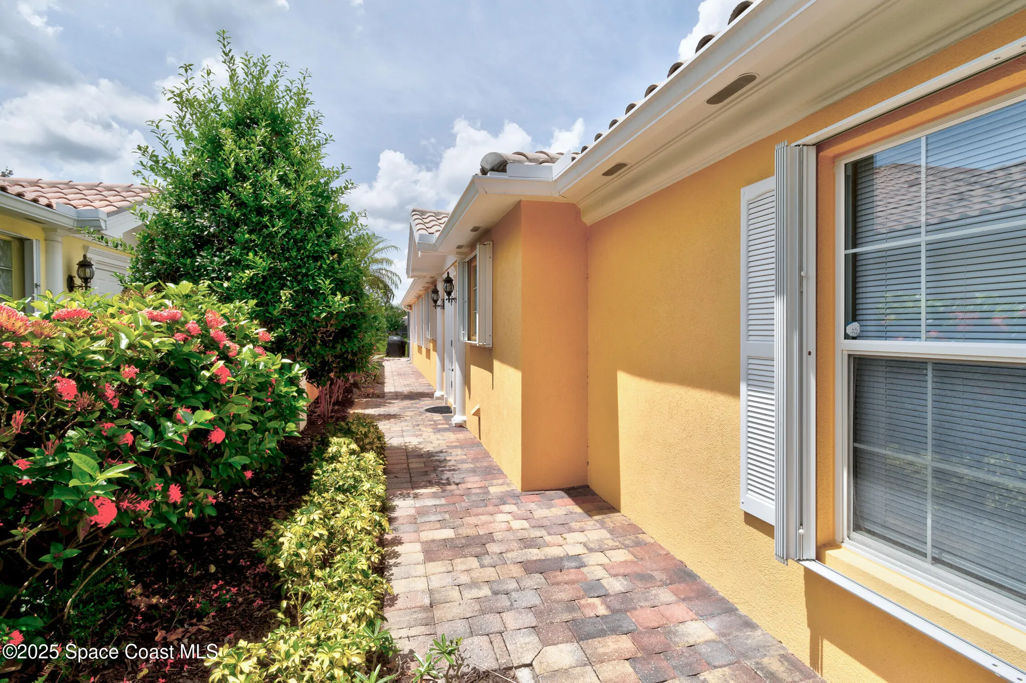 Property Slideshow image 5 of 40 | 4944 corsica sq, Vero Beach, FL, 32967