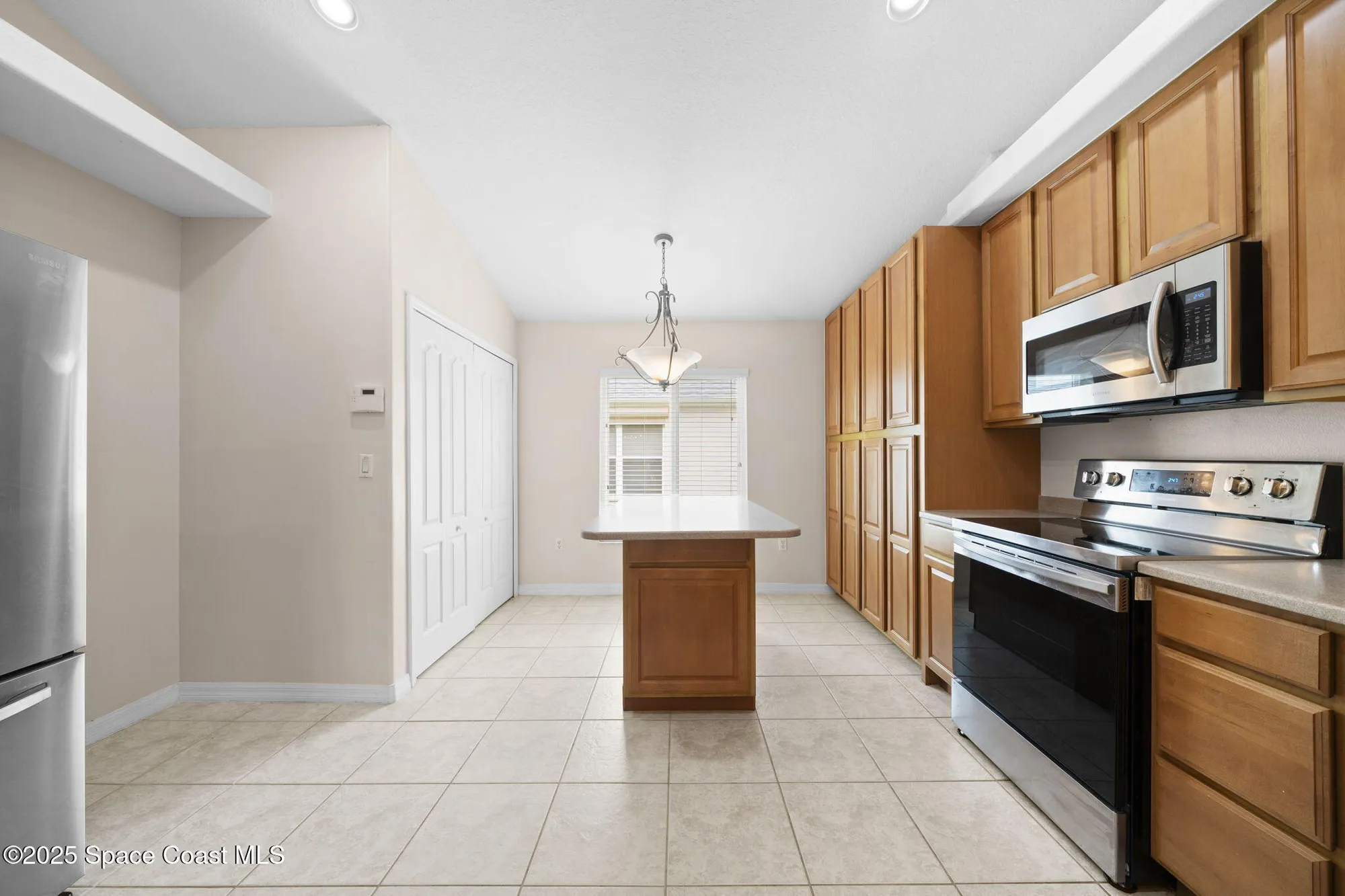 Property Slideshow image 10 of 44 | 6908 mcgrady dr, Melbourne, FL, 32940