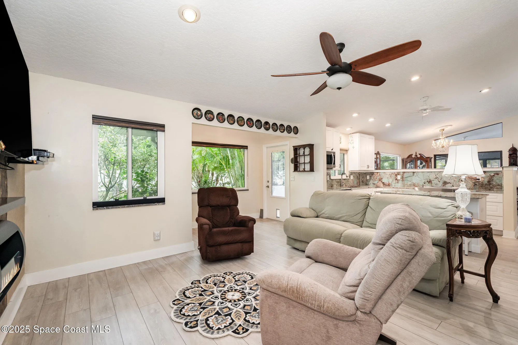 Property Slideshow image 10 of 38 | 1469 patriot dr, Melbourne, FL, 32940