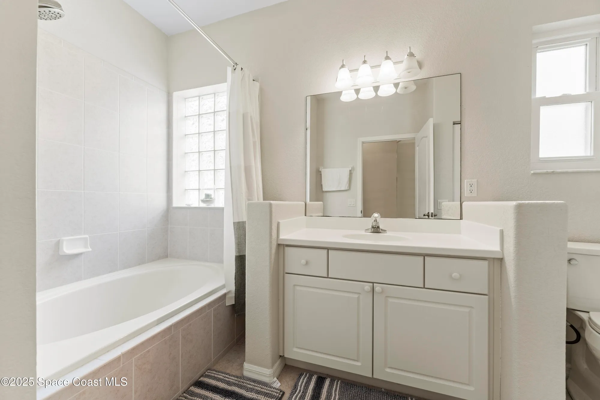 Property Slideshow image 25 of 57 | 958 danville cir, Melbourne, FL, 32904