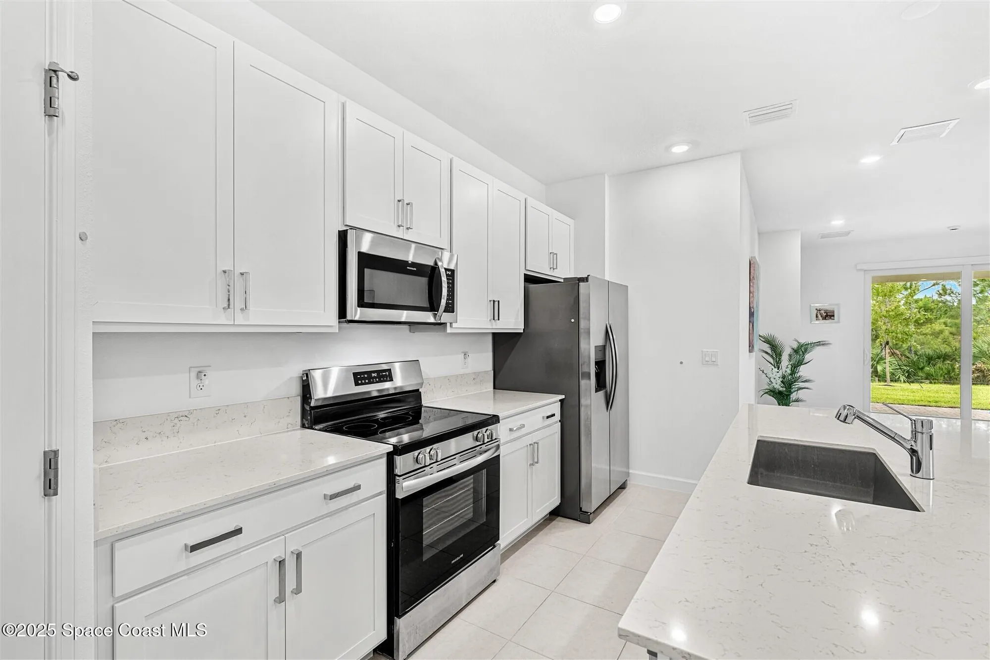 Property Slideshow image 13 of 67 | 2406 cerulean dr nw, Palm Bay, FL, 32907