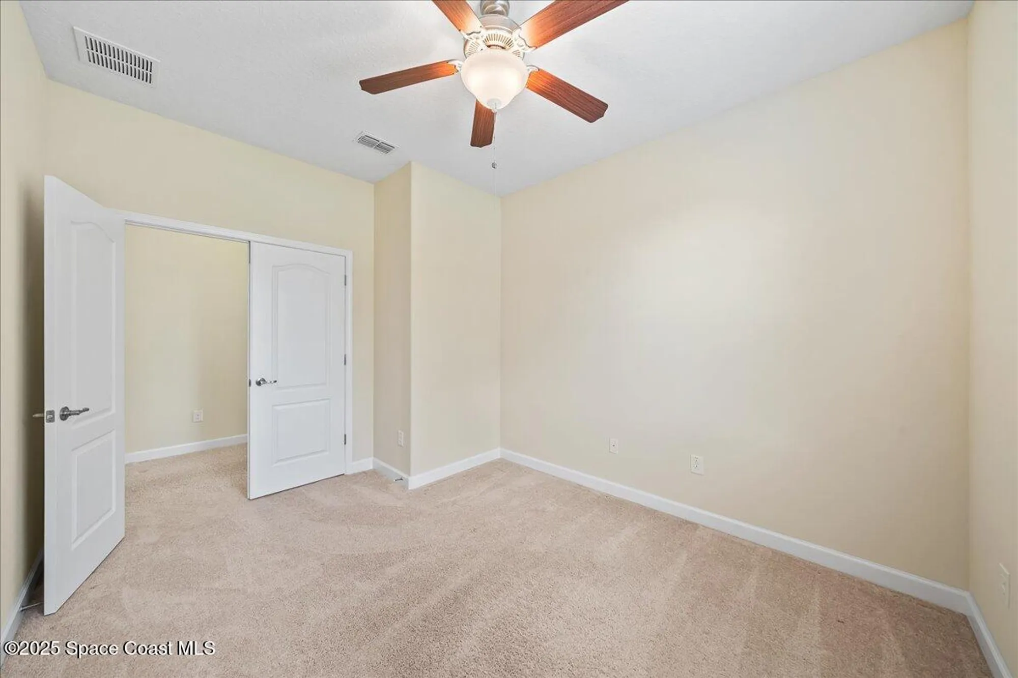 Property Slideshow image 19 of 31 | 3584 sansome cir, Melbourne, FL, 32940