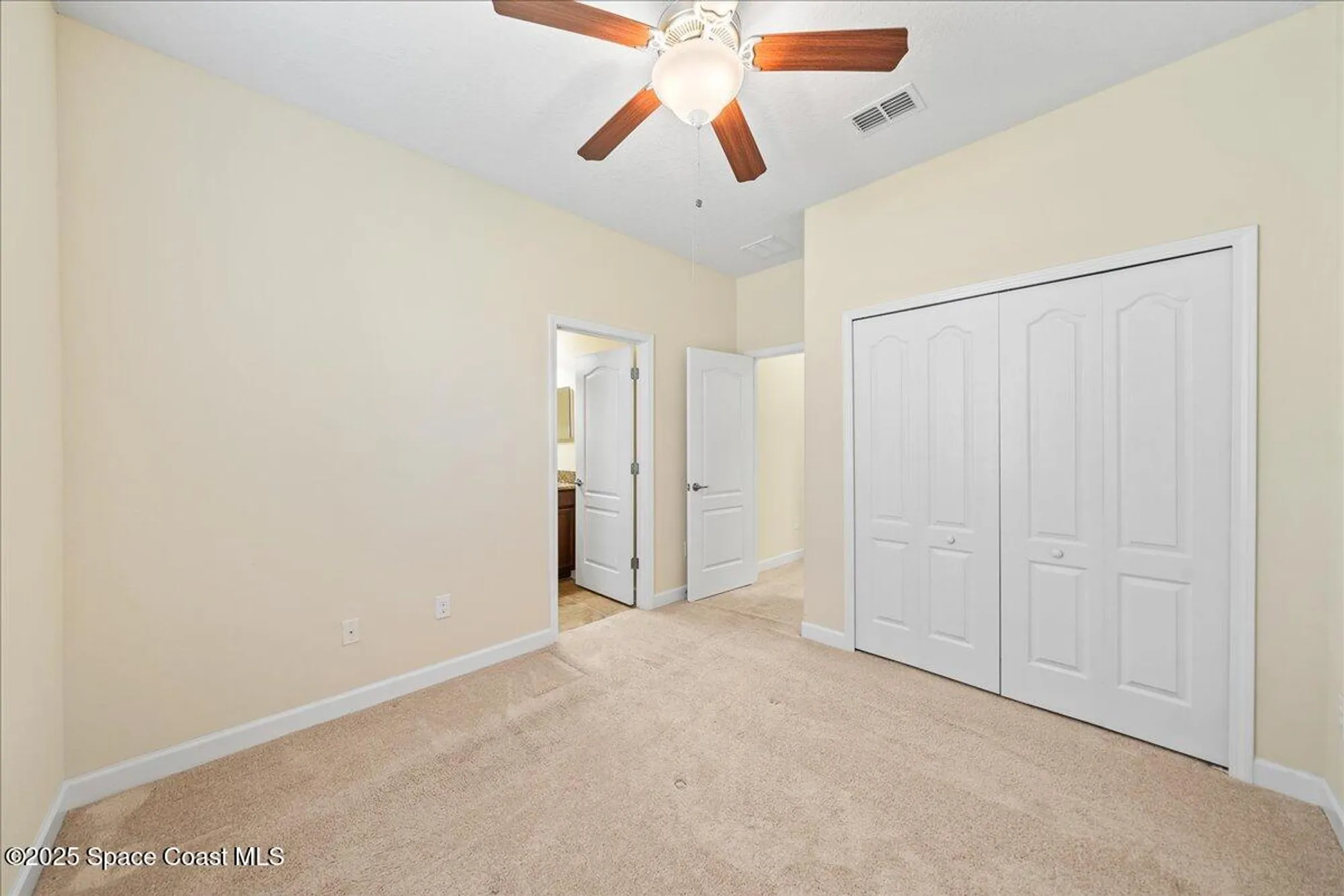 Property Slideshow image 13 of 31 | 3584 sansome cir, Melbourne, FL, 32940