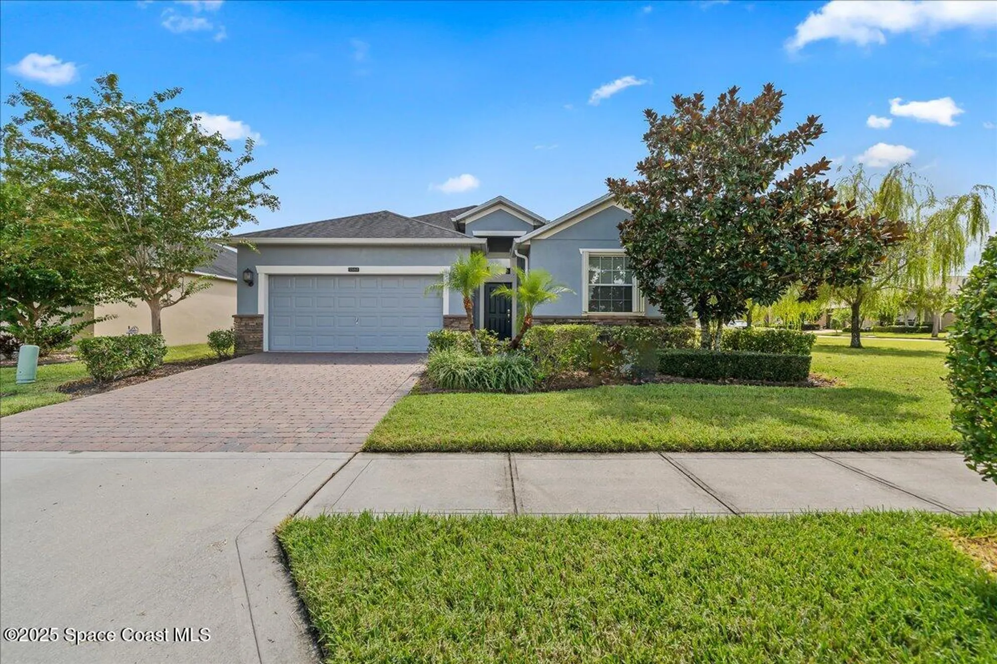 Property Slideshow image 2 of 31 | 3584 sansome cir, Melbourne, FL, 32940