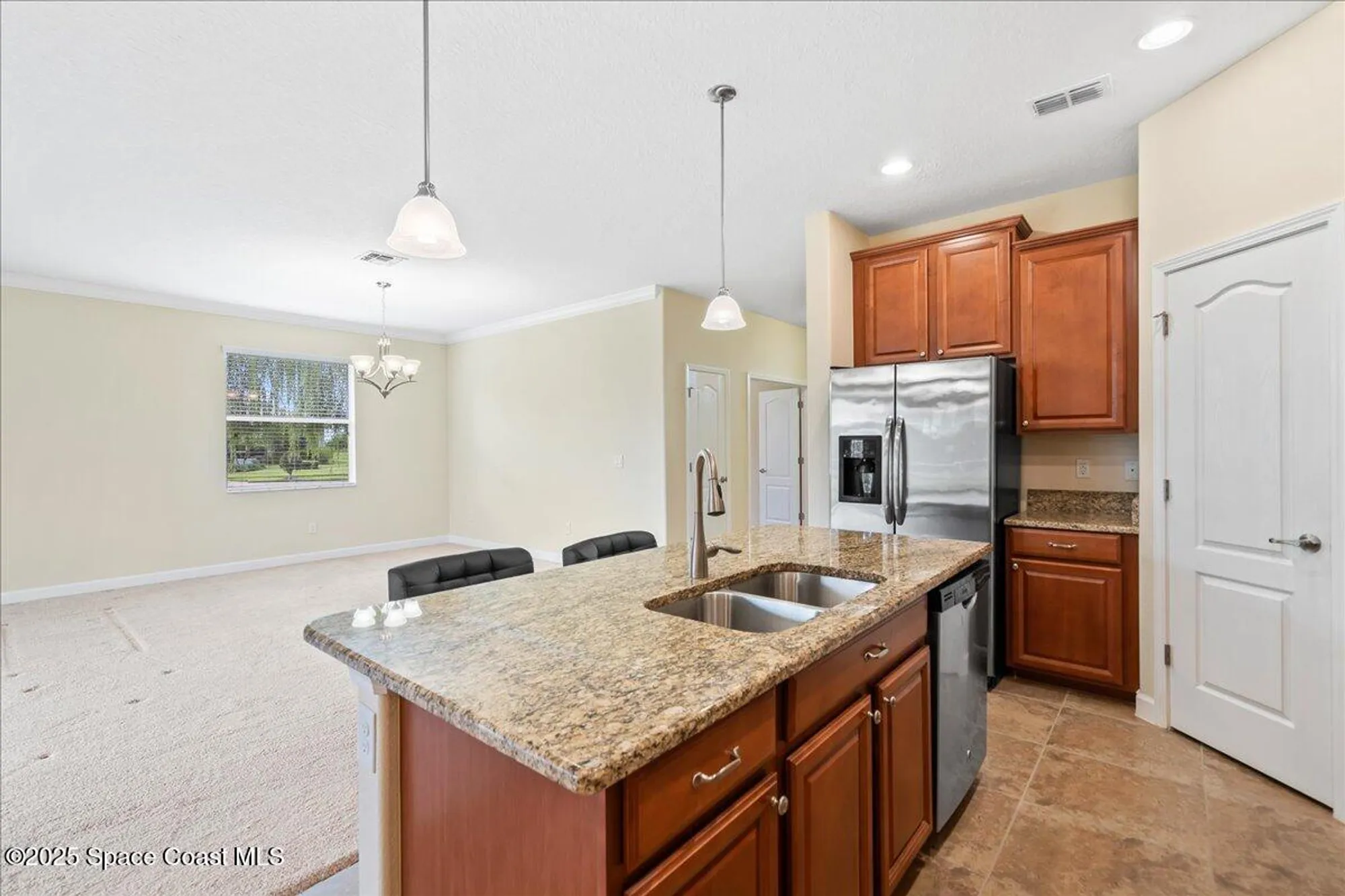 Property Slideshow image 7 of 31 | 3584 sansome cir, Melbourne, FL, 32940