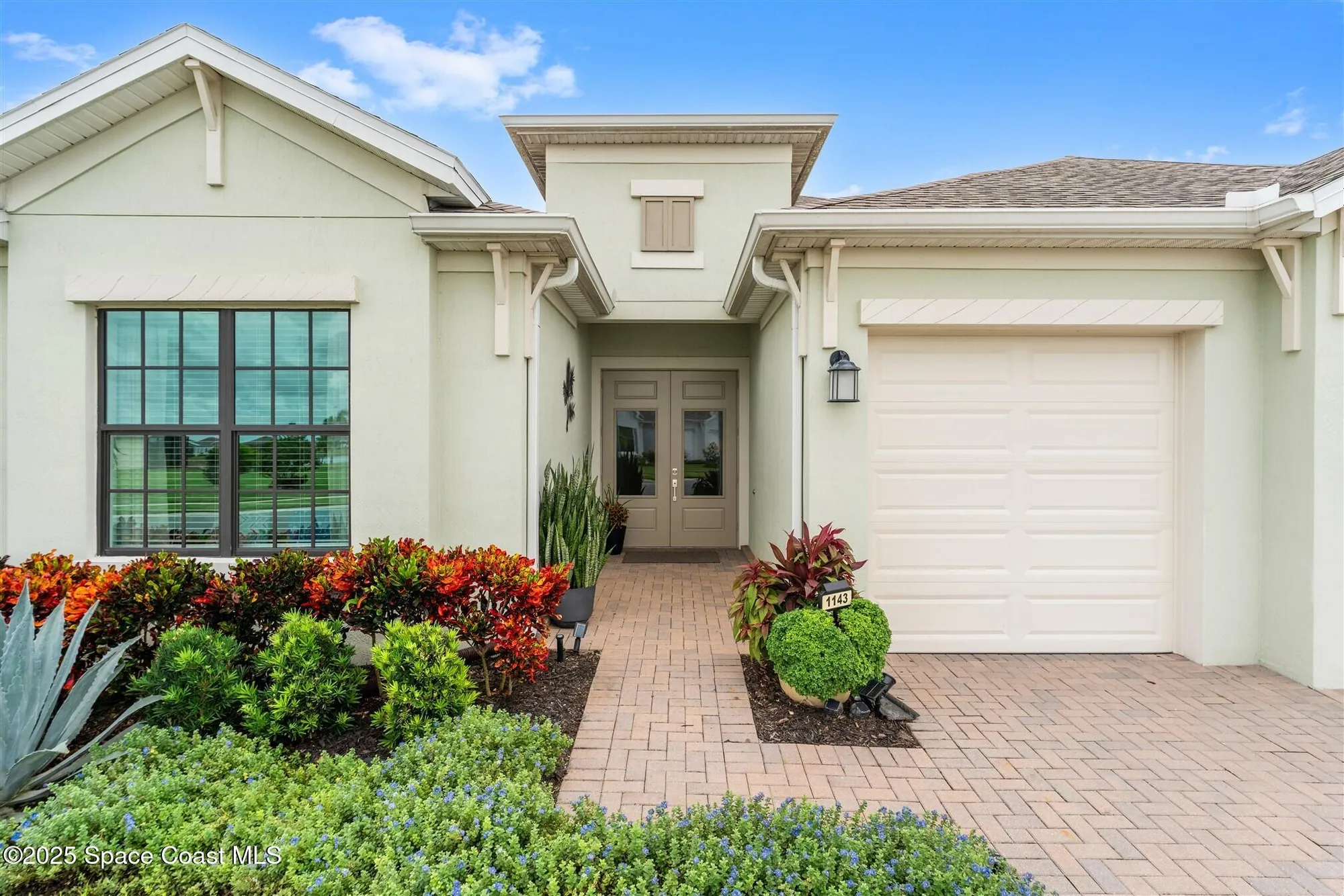 Property Slideshow image 6 of 84 | 1143 great belt cir, Melbourne, FL, 32940