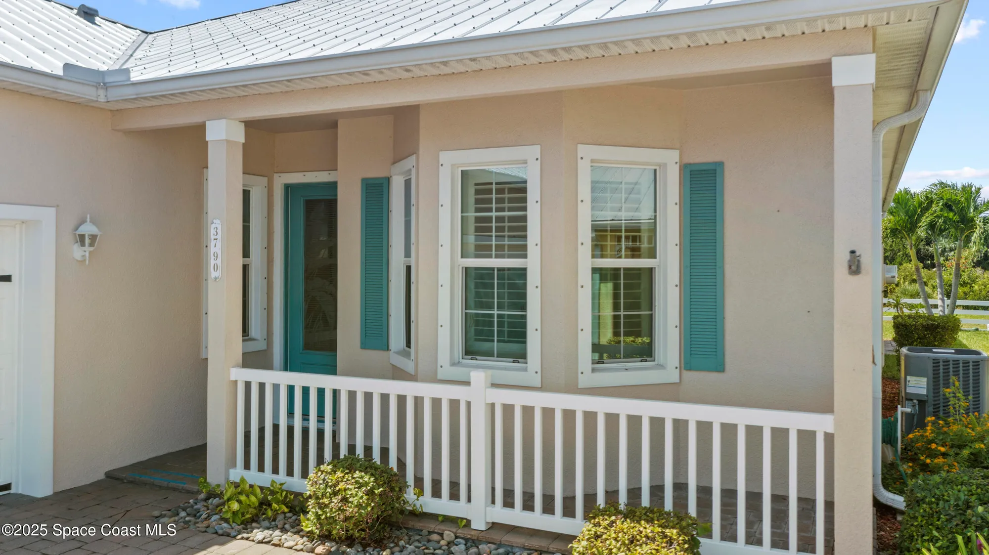 Property Slideshow image 9 of 64 | 3790 alamanda key dr, Melbourne, FL, 32901