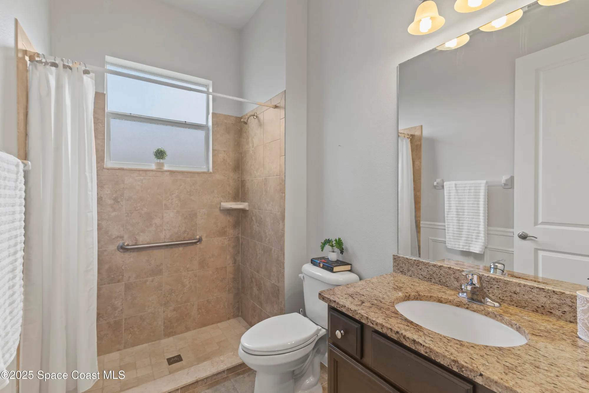 Property Slideshow image 38 of 64 | 3790 alamanda key dr, Melbourne, FL, 32901