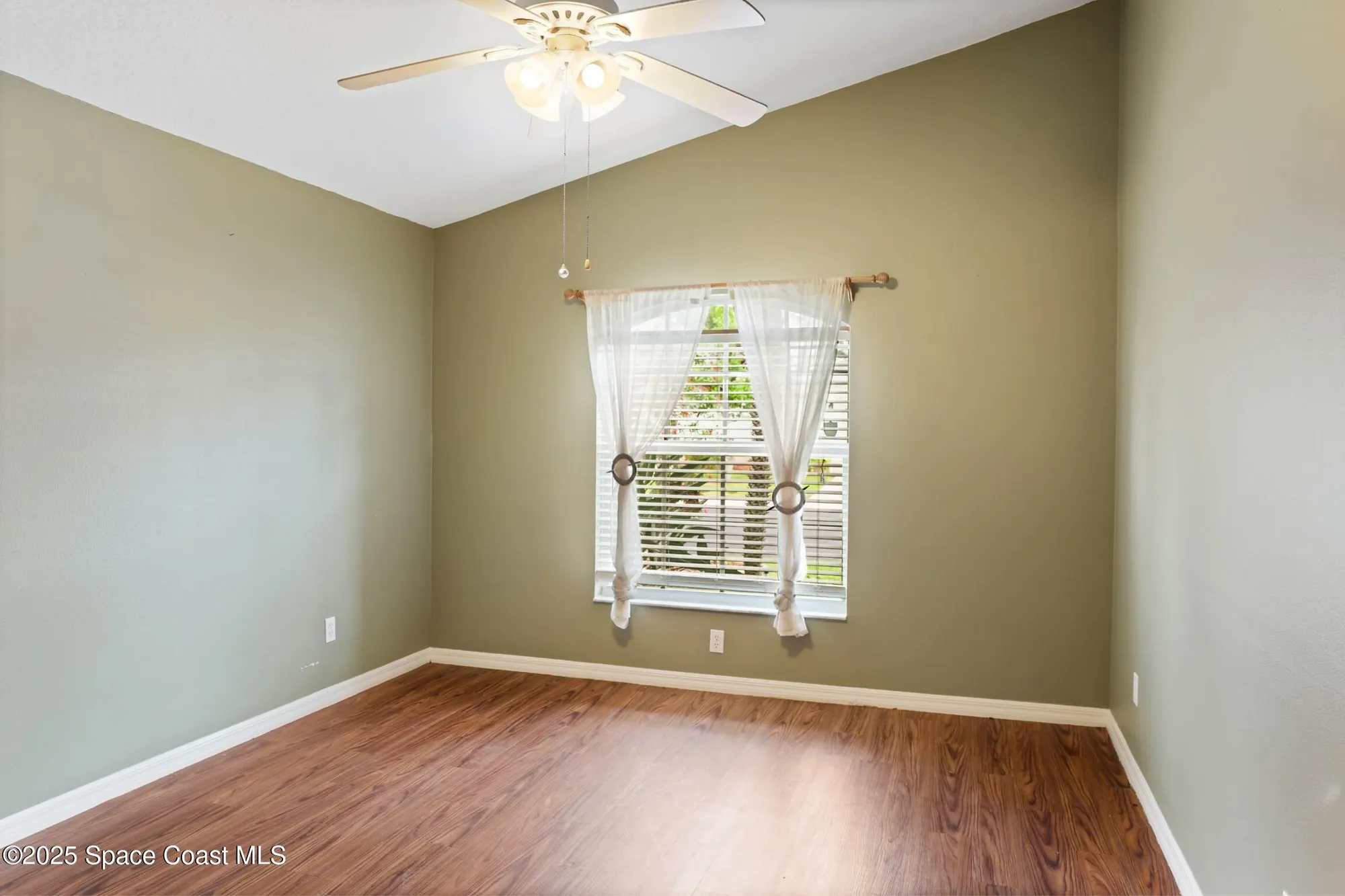 Property Slideshow image 16 of 34 | 645 brockton way, West Melbourne, FL, 32904