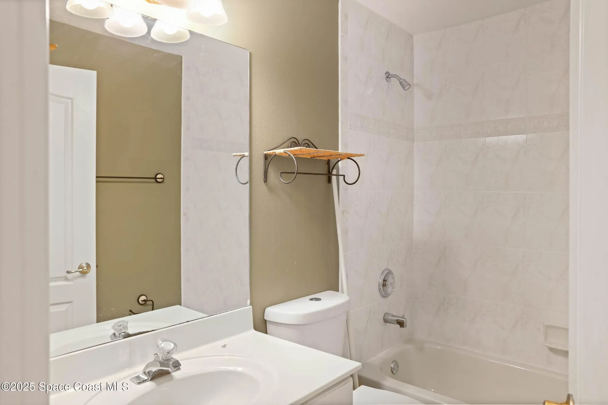 Property Slideshow image 18 of 34 | 645 brockton way, West Melbourne, FL, 32904