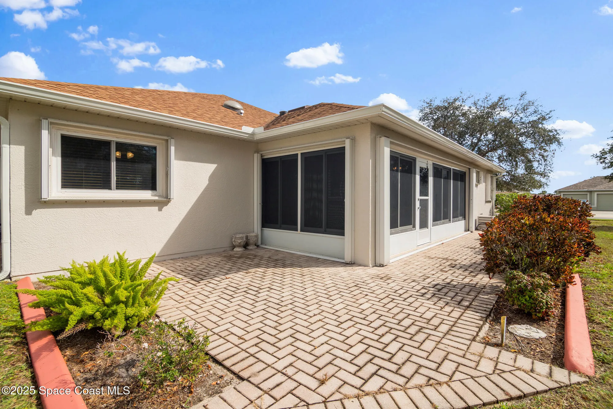 Property Slideshow image 32 of 55 | 1767 grand isle blvd, Melbourne, FL, 32940