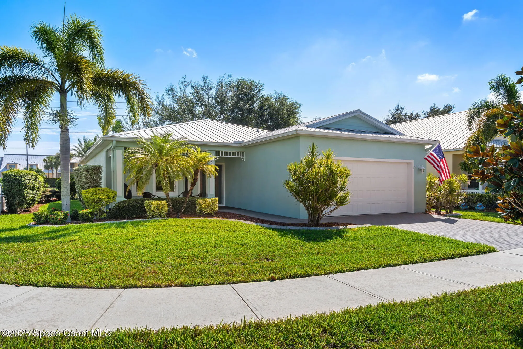 Property Slideshow image 2 of 49 | 4310 alamanda key dr, Melbourne, FL, 32901